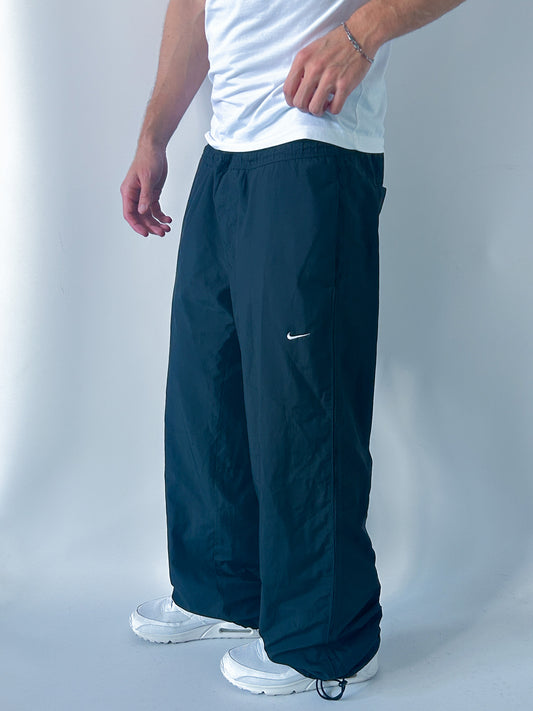 Nike Vintage Trackpants | L