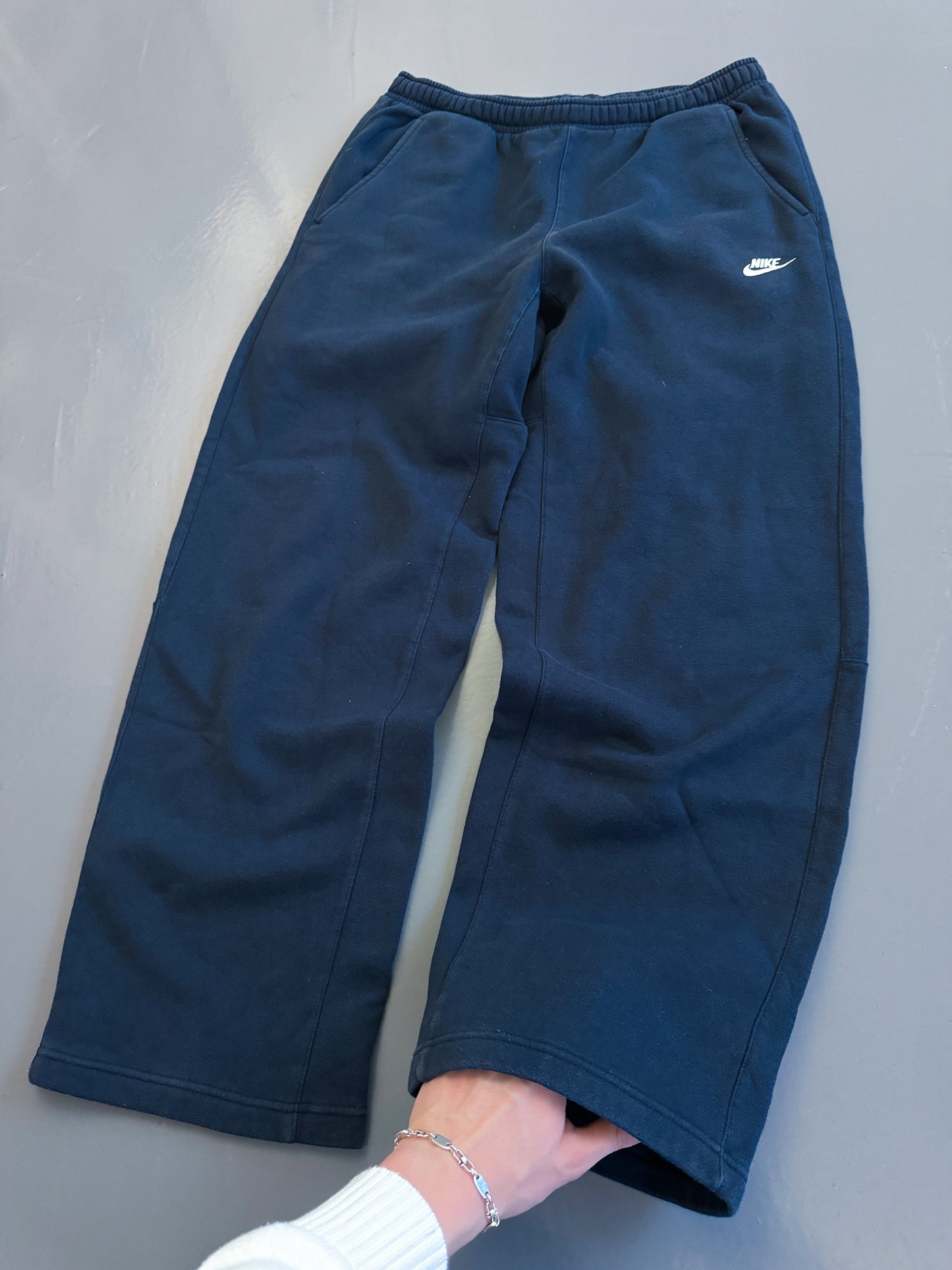 Nike Vintage Open Leg Sweatpants| L