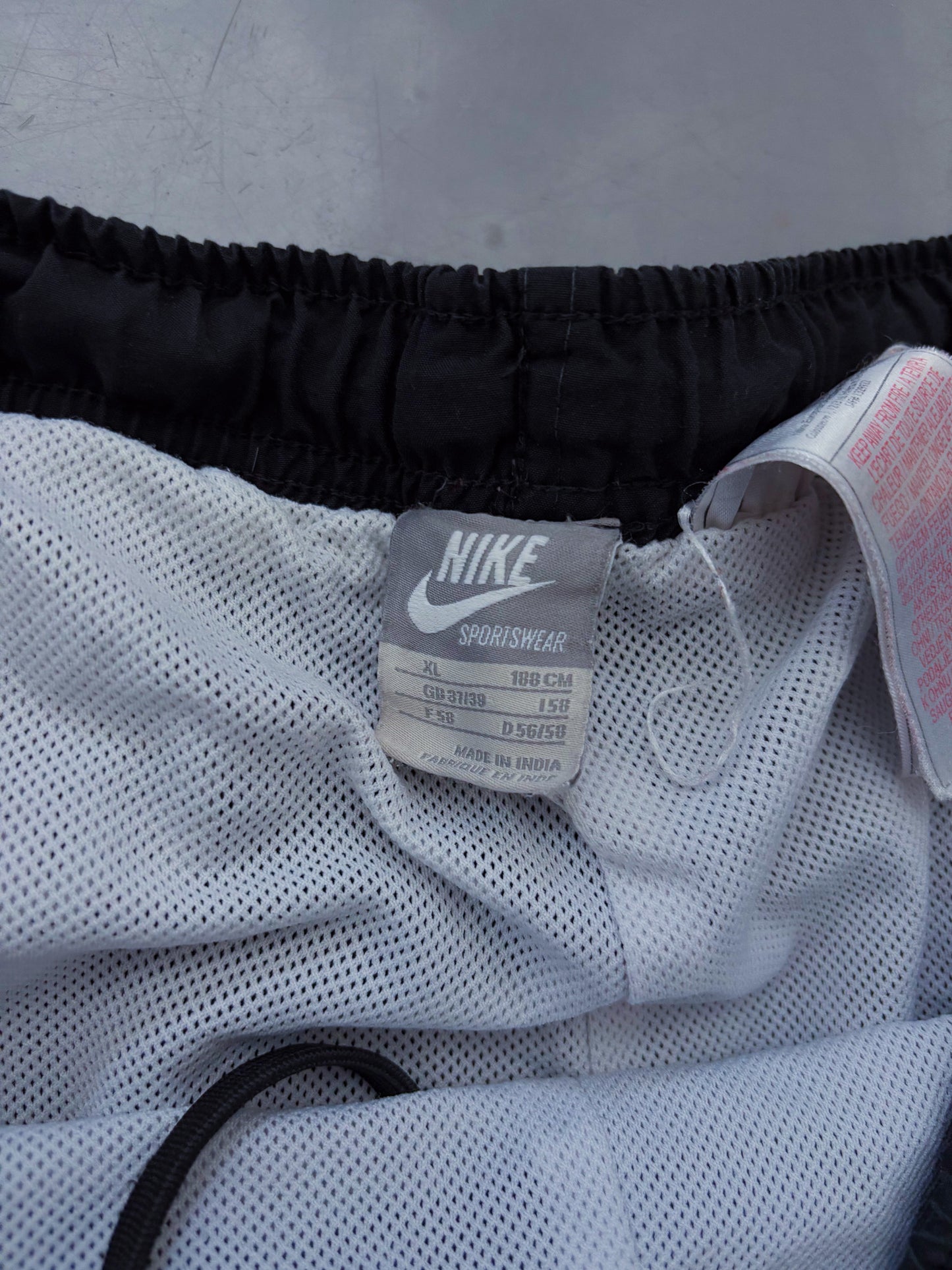 Nike Vintage Trackpants | M