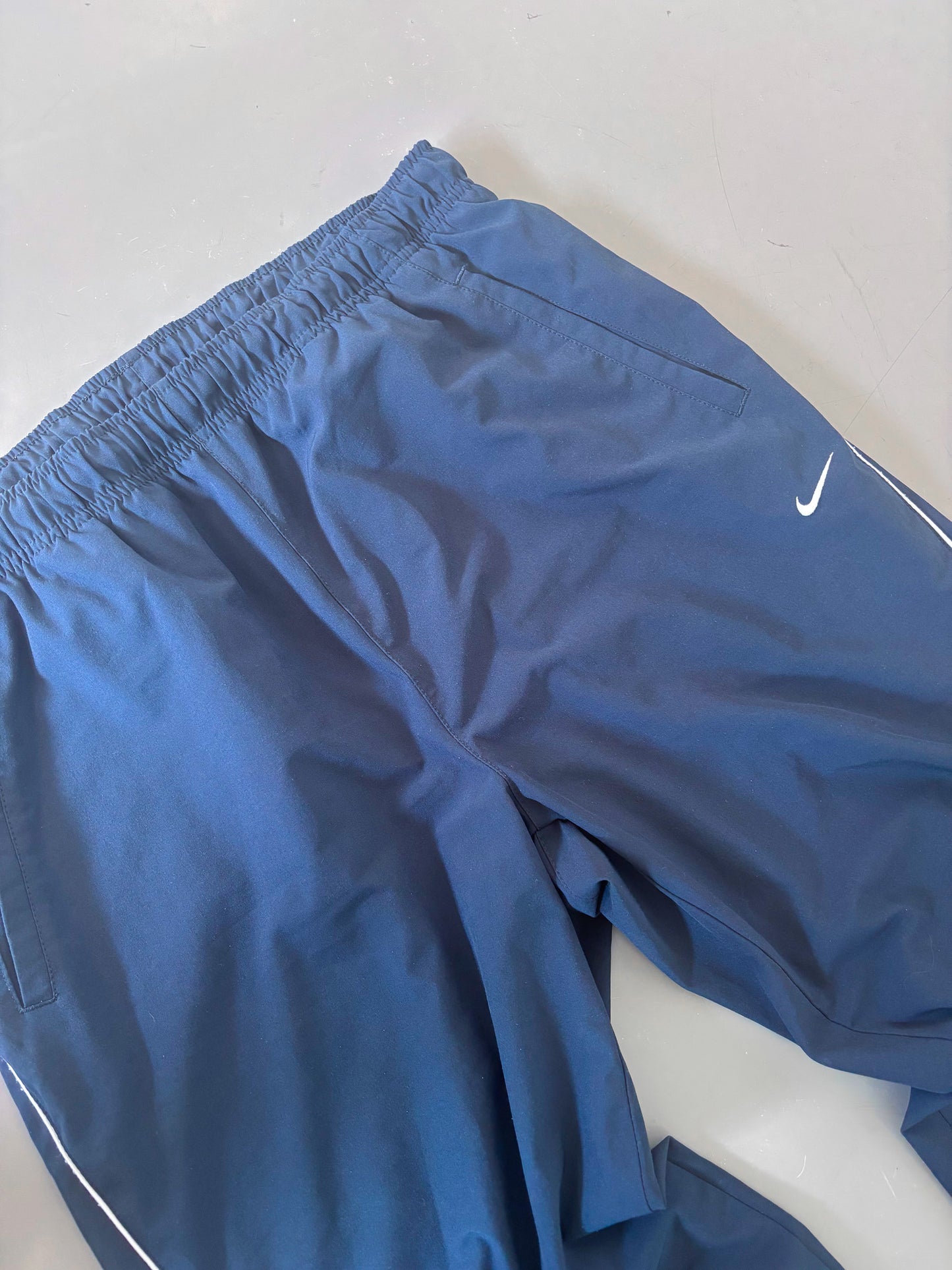 Nike Vintage Trackpants | M
