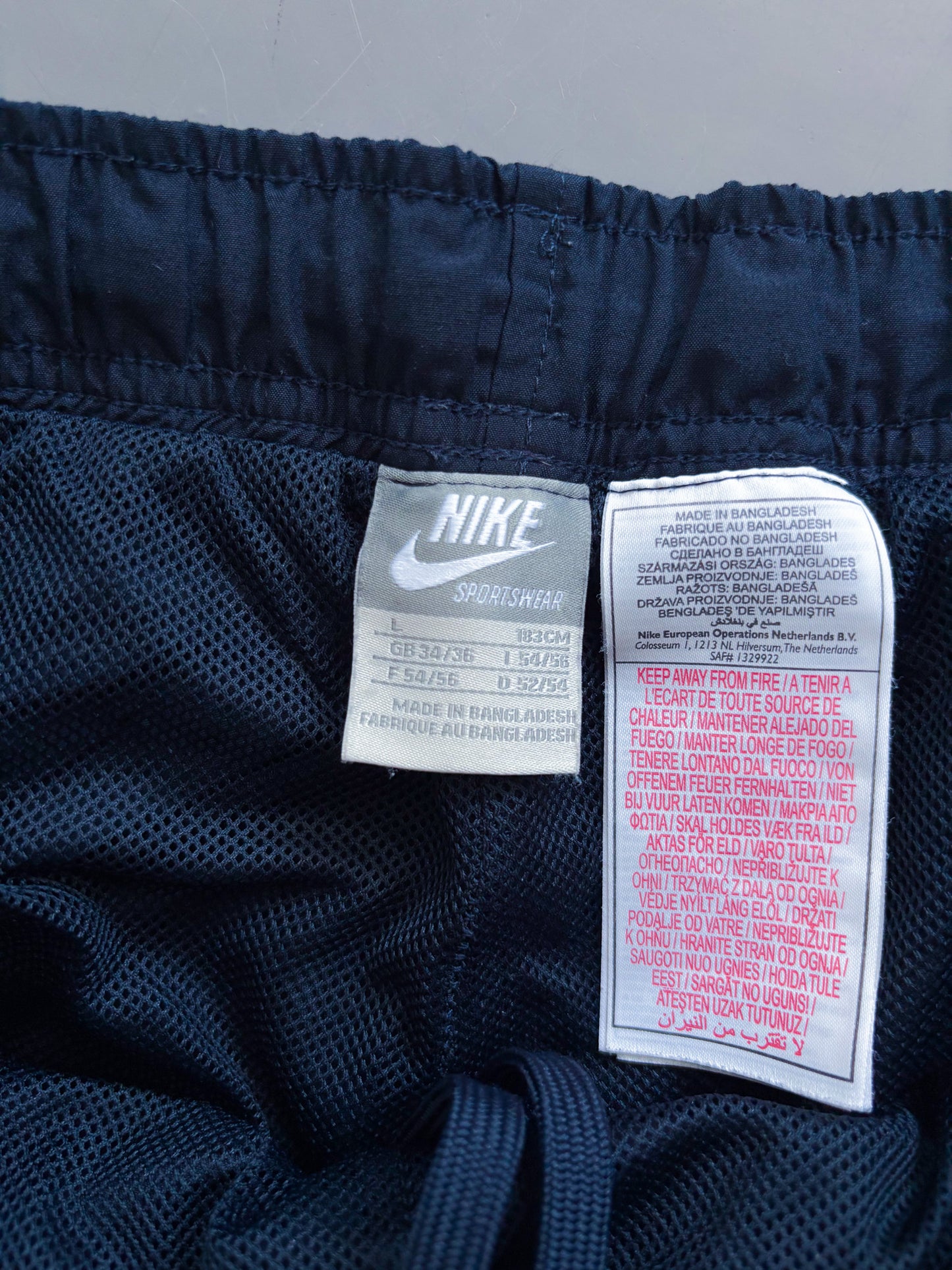 Nike Vintage Trackpants | L