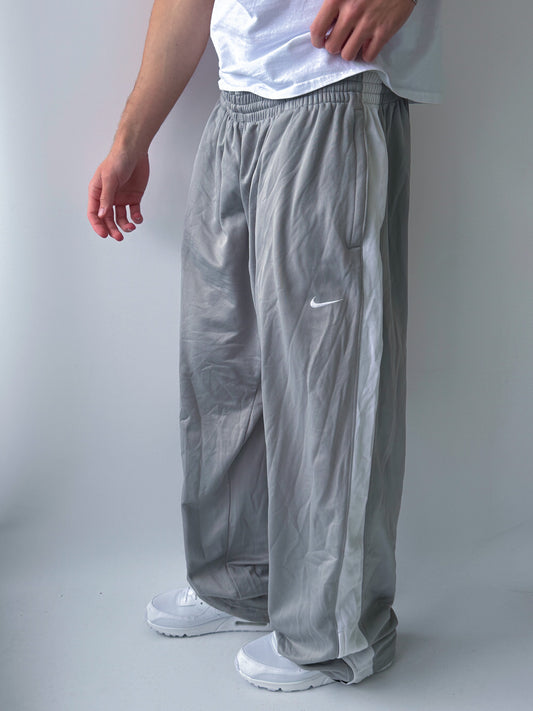 Nike Vintage Trackpants | XL