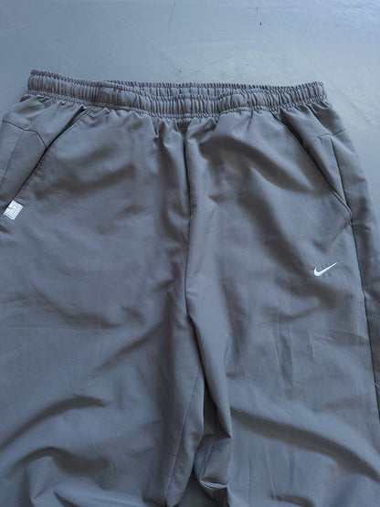 Nike Vintage Trackpants | L