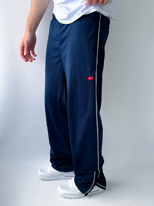 Nike Vintage Trackpants | M