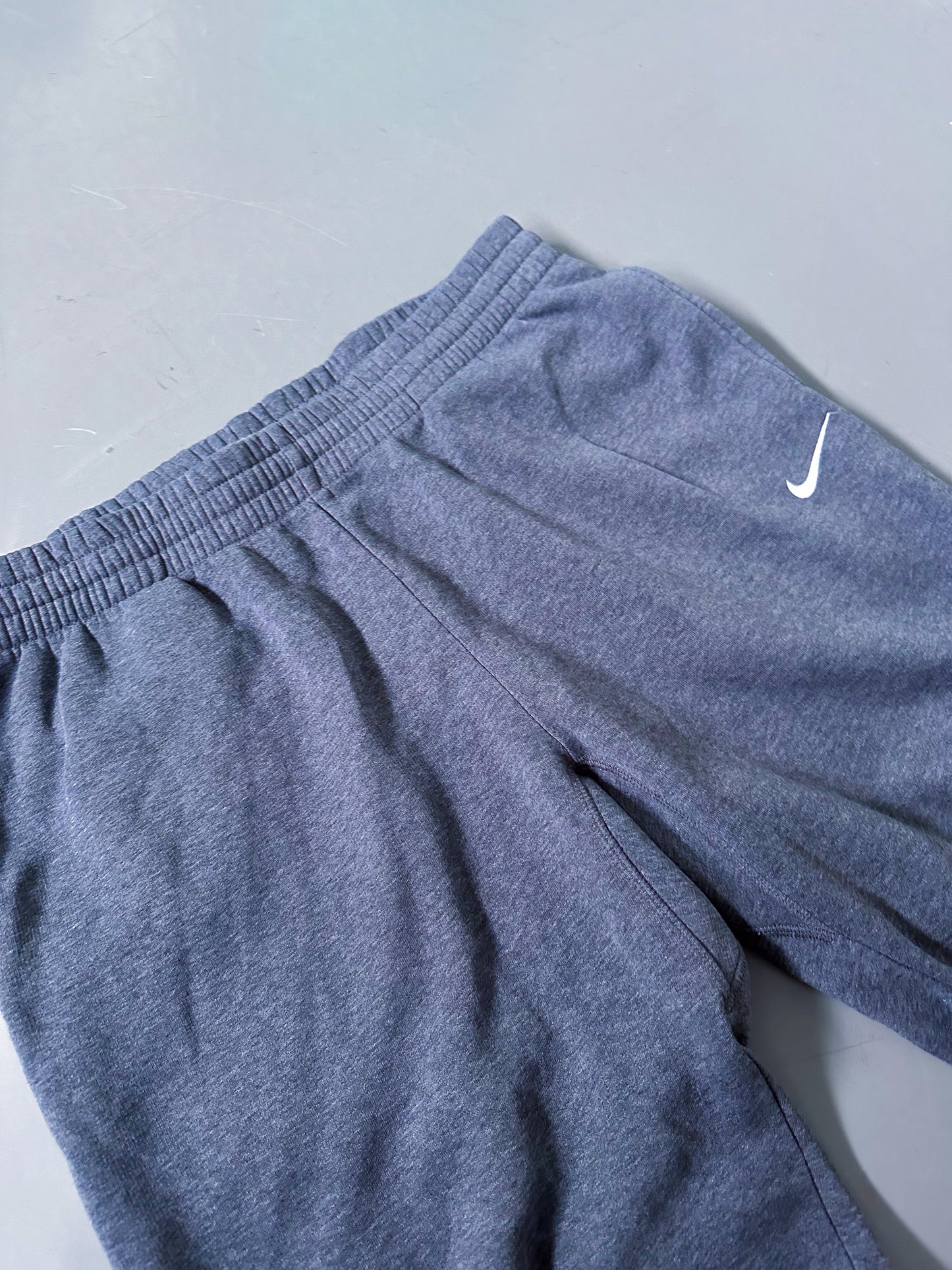 Nike Vintage *Open Leg* Sweatpants | L