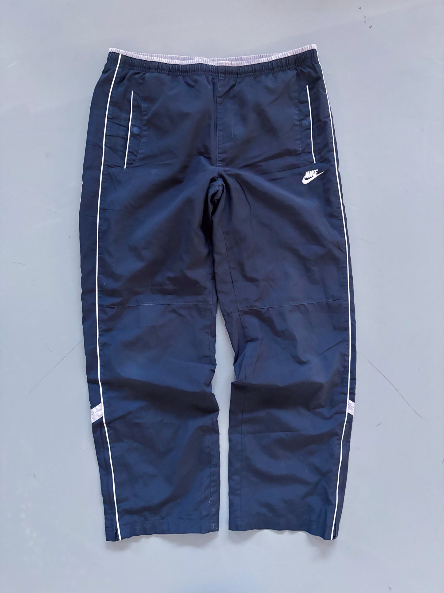 Nike Vintage Trackpants | L