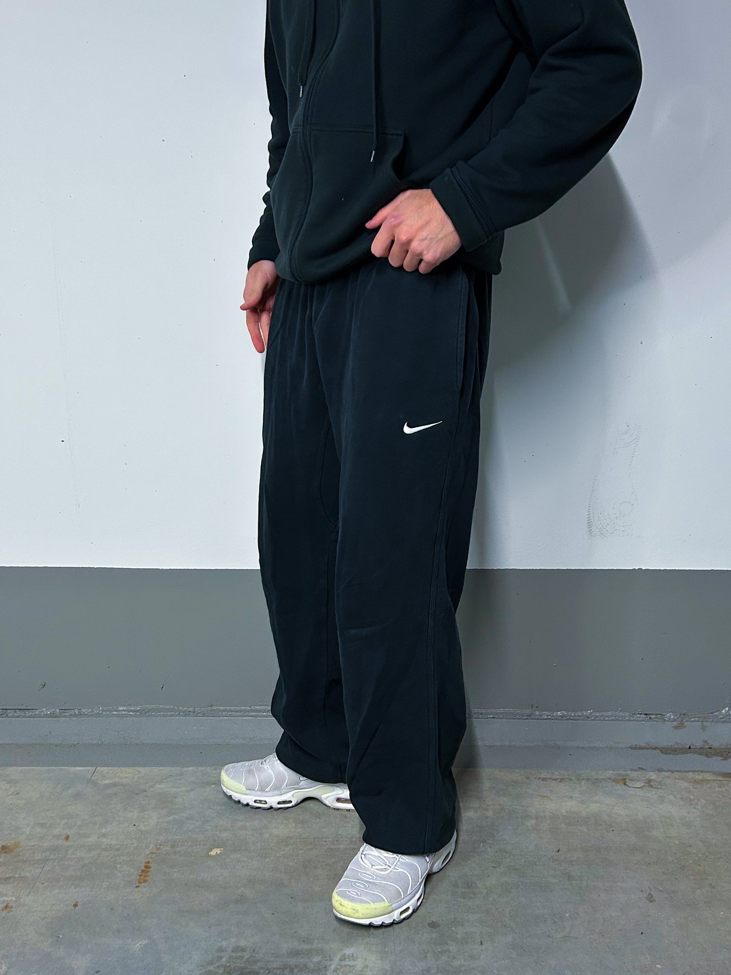 Nike Vintage Sweatpants| S;XL(Black)