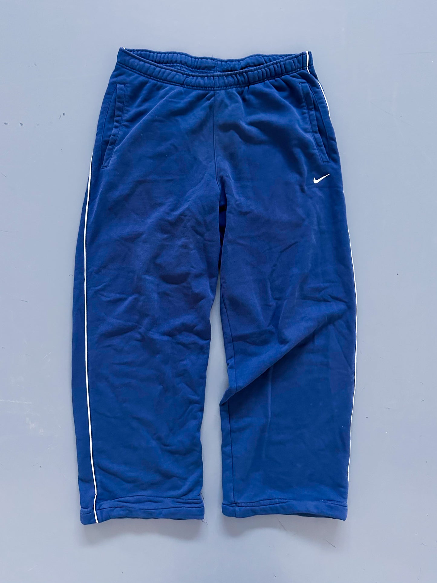 Nike Vintage Open Leg Sweatpants | M