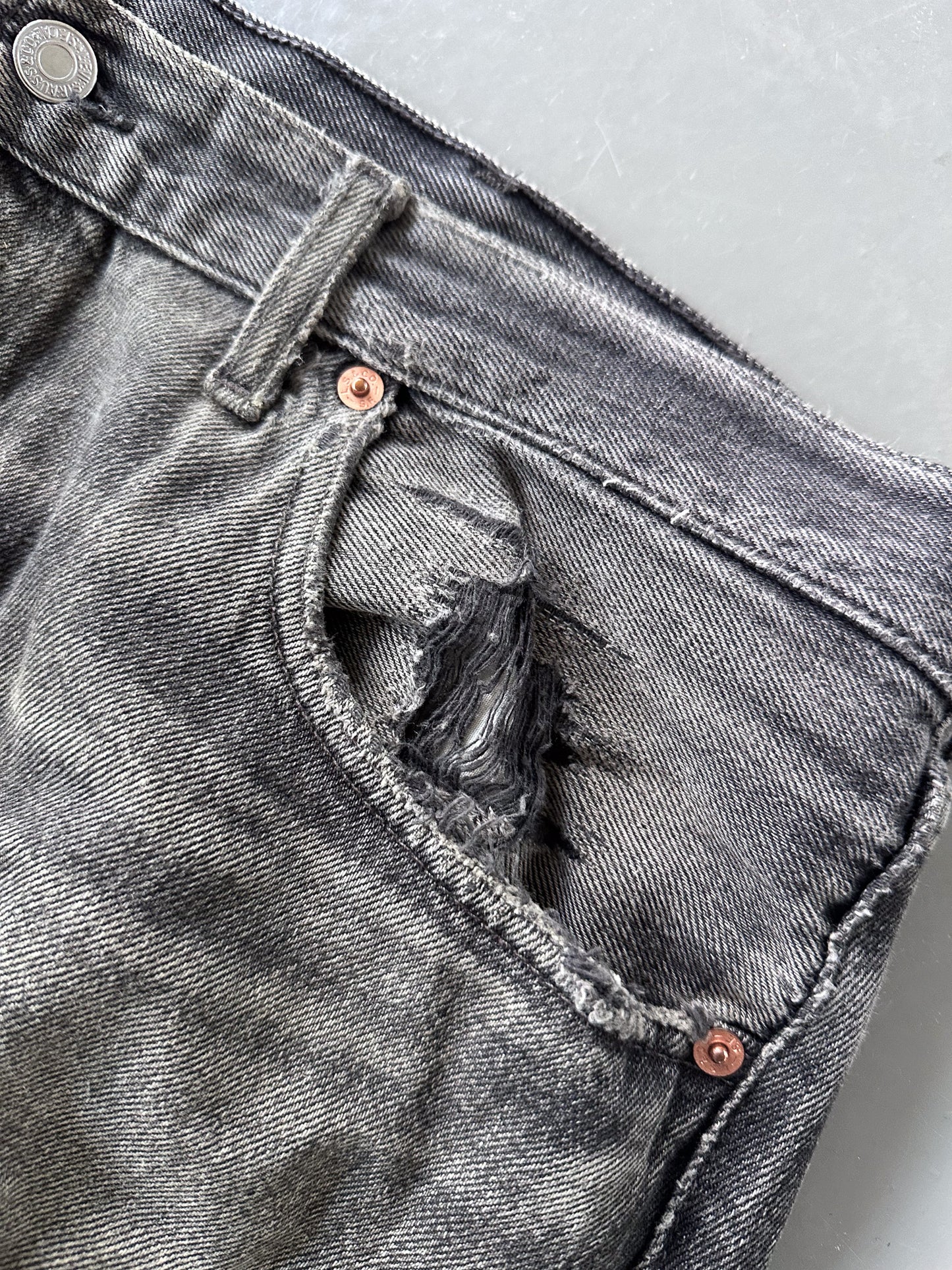 501 Levis Vintage Jeans | M