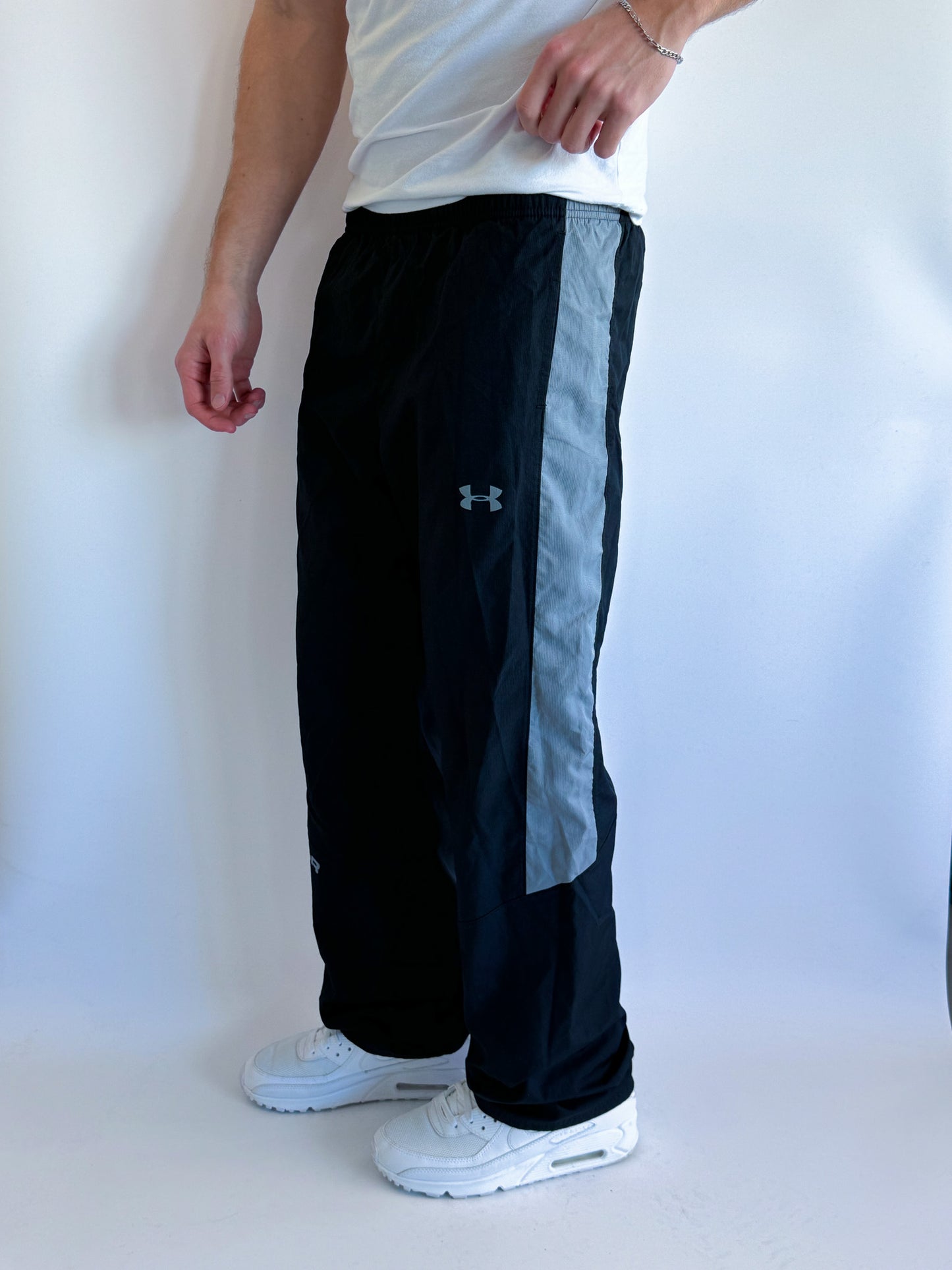 Under Armour Vintage Trackpants | S