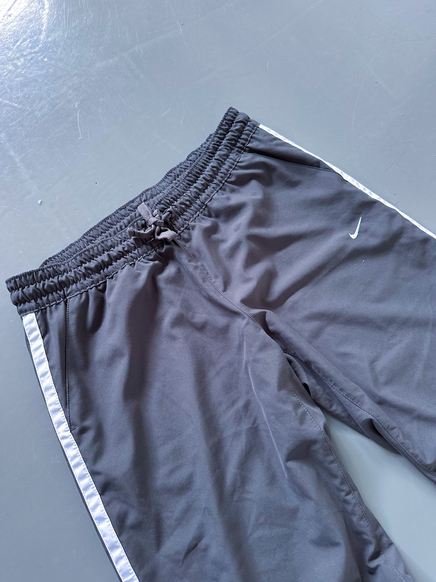 Nike Vintage *PREMIUM* Trackpants | M