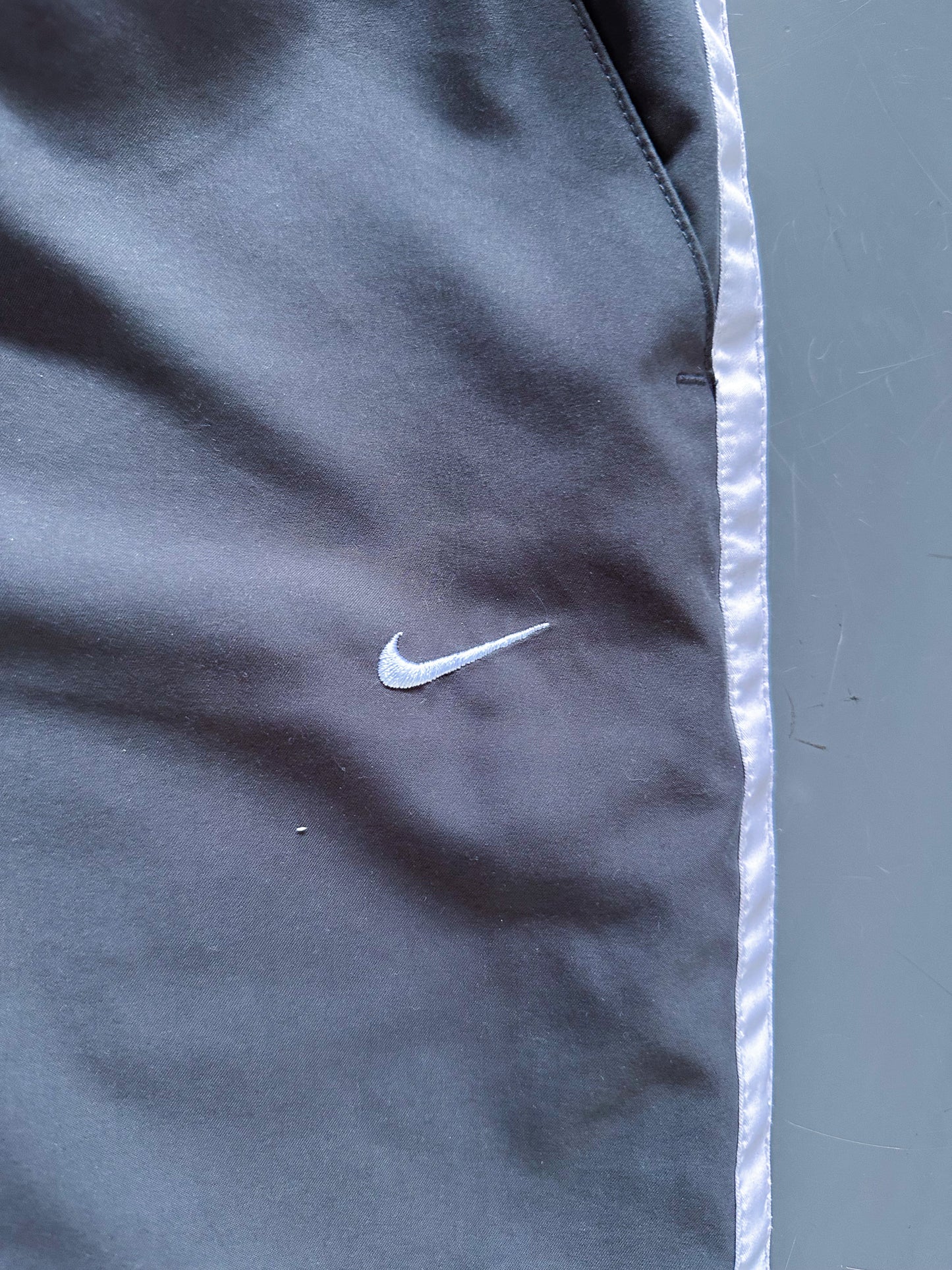 Nike Vintage *PREMIUM* Trackpants | M