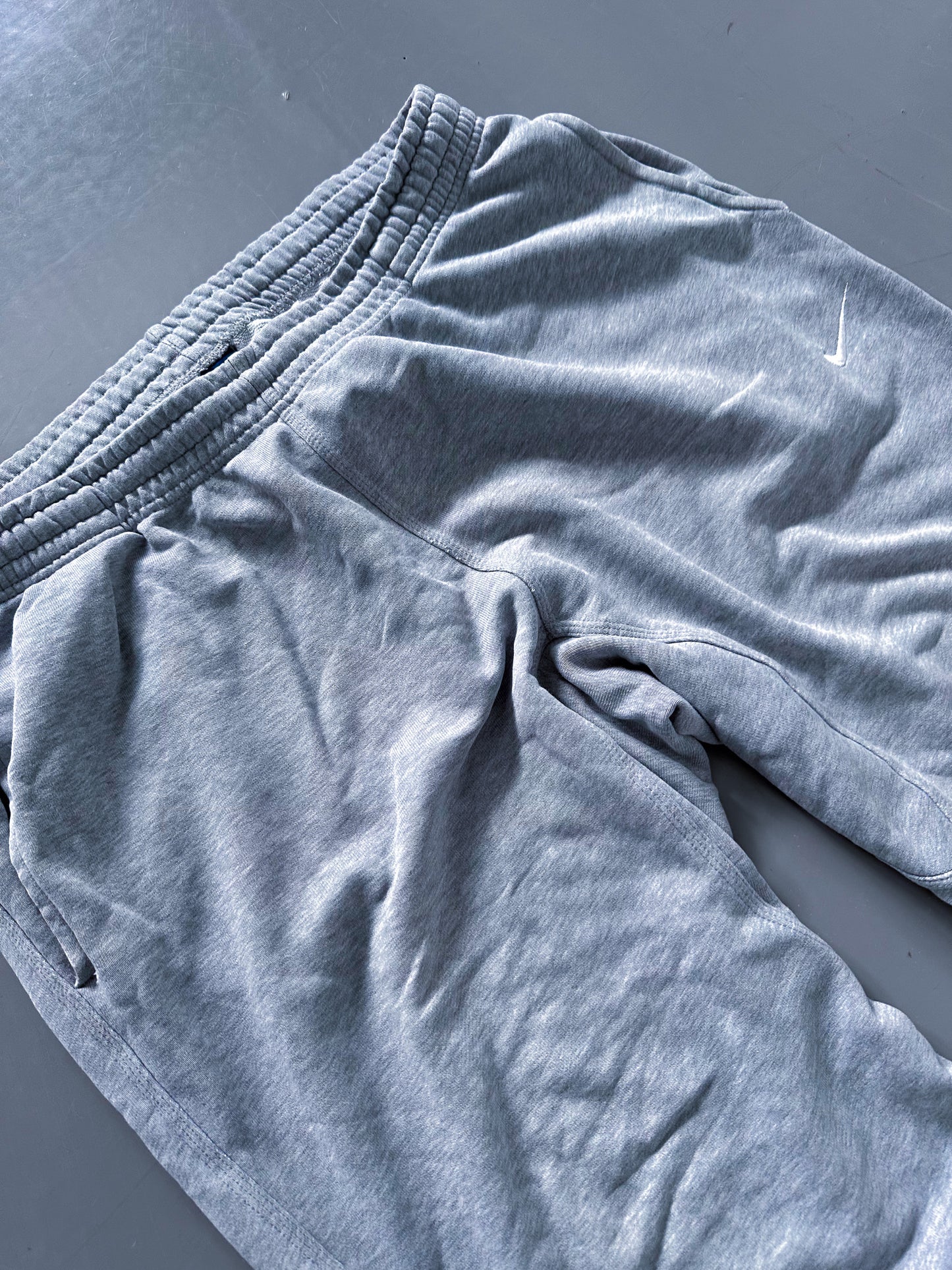 Nike Vintage Sweatpants | L