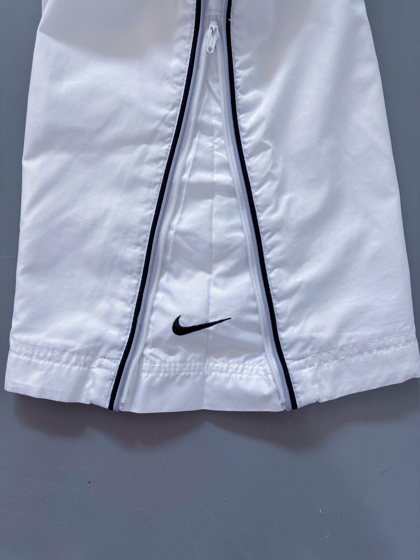 Nike Vintage *PREMIUM* Trackpants | M