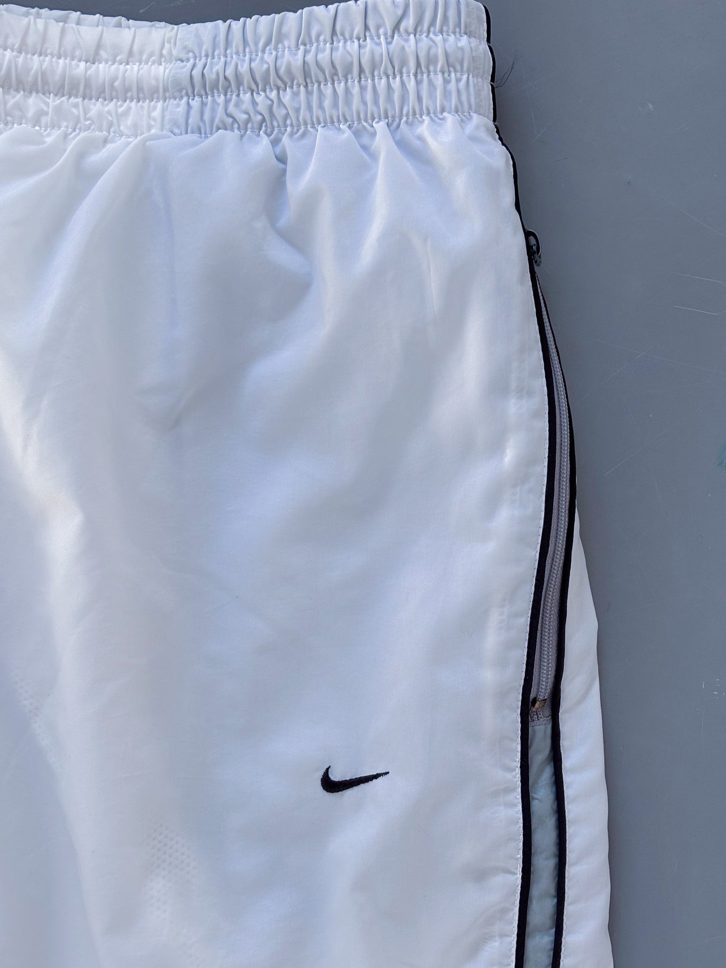 Nike Vintage Trackpants | L