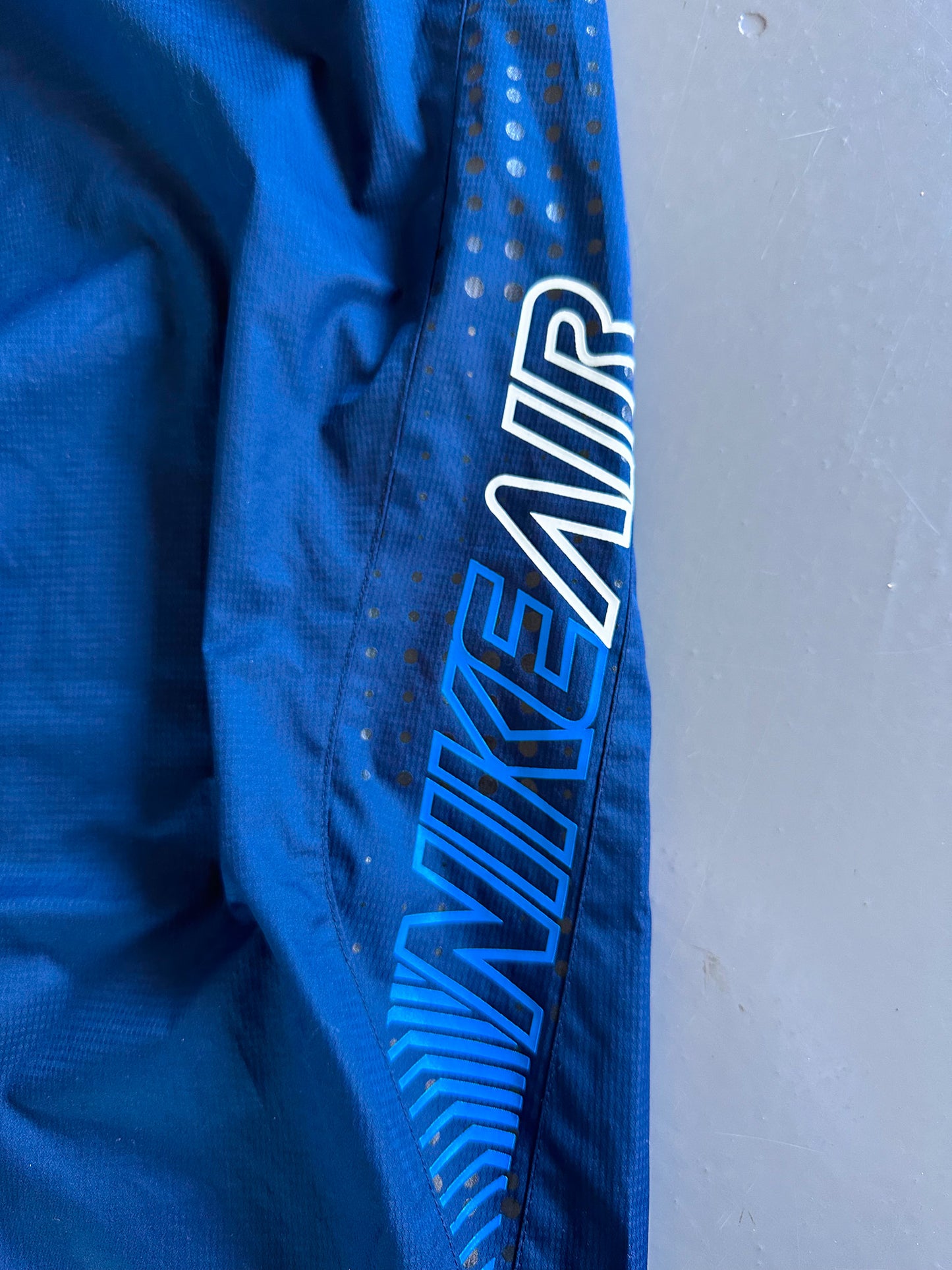 Nike Air Vintage Trackpants | L