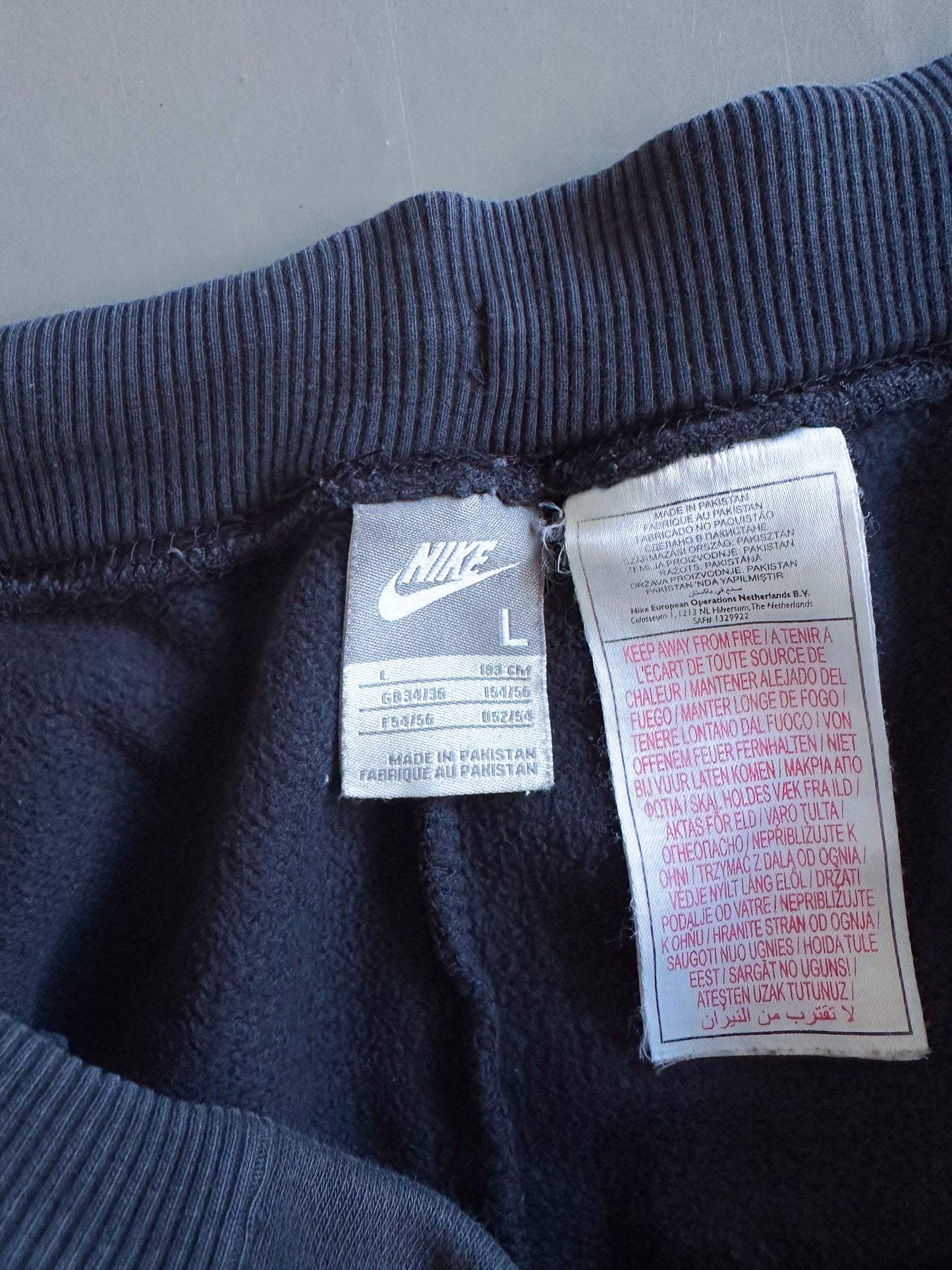 Nike Vintage Sweatpants | L