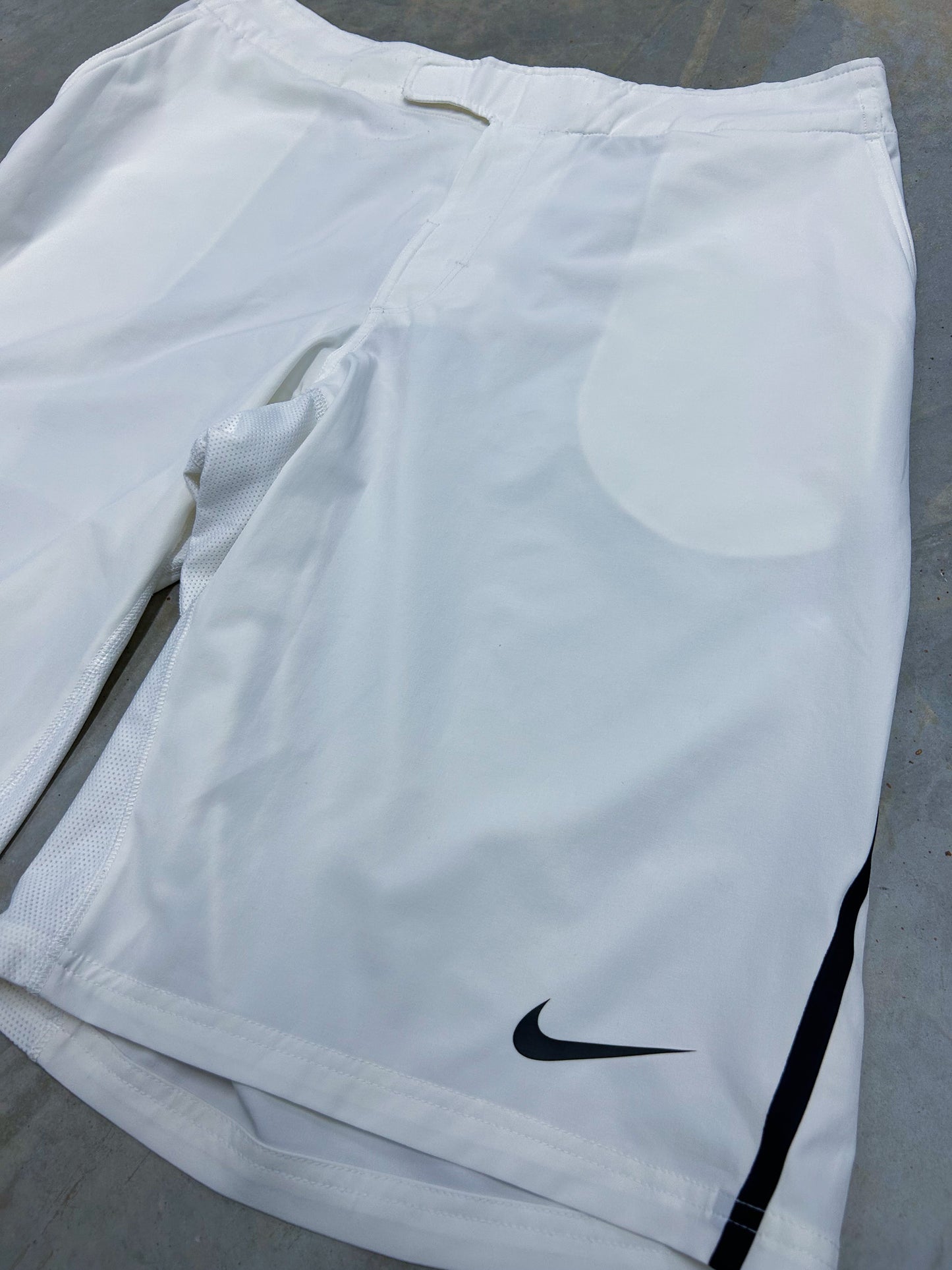 Vintage Nike Baggy Shorts | L