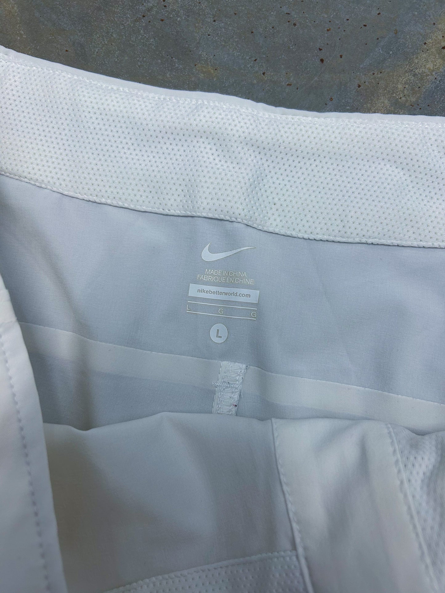 Vintage Nike Baggy Shorts | L