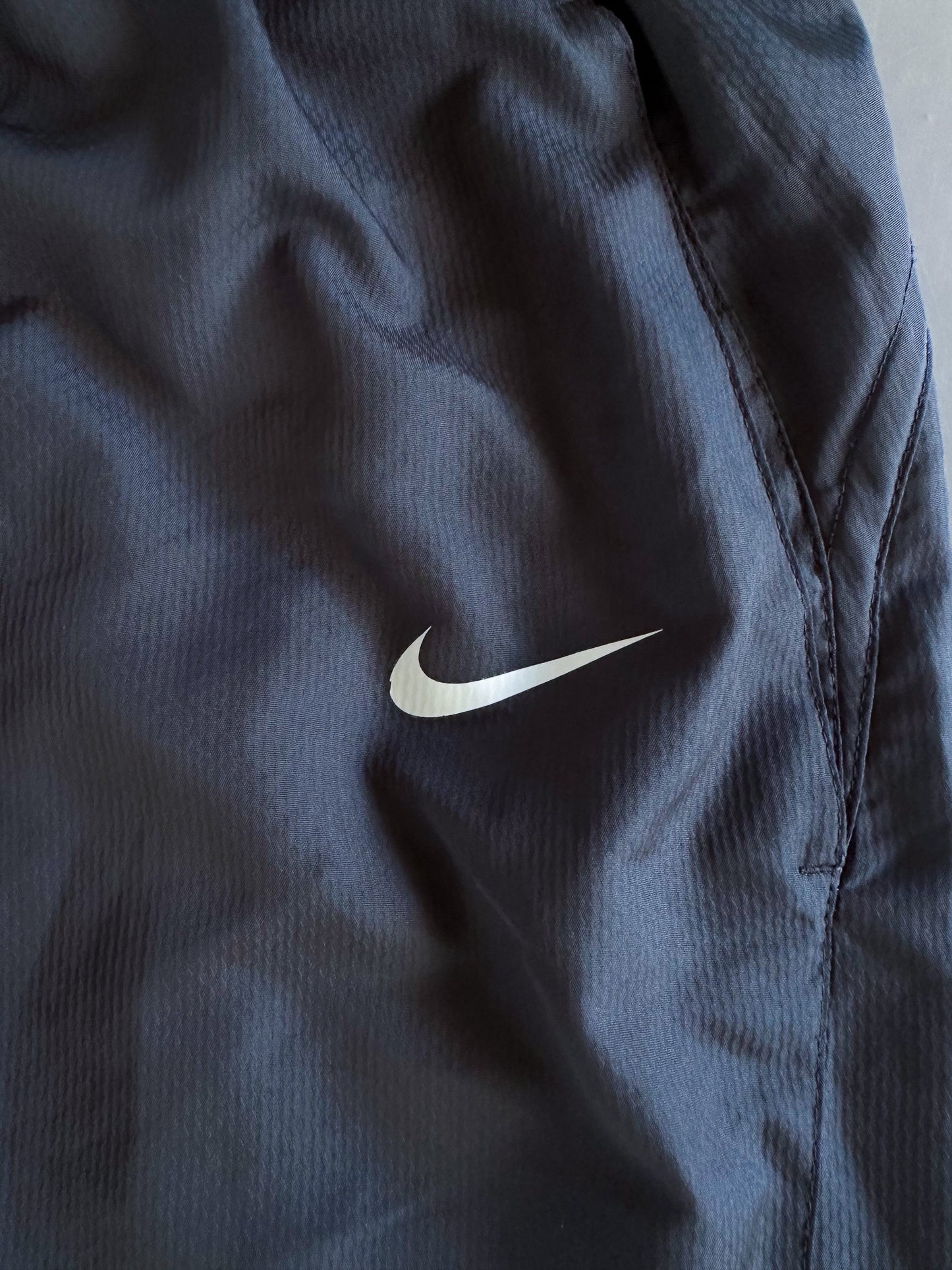 Nike Vintage *Total 90* Trackpants | M