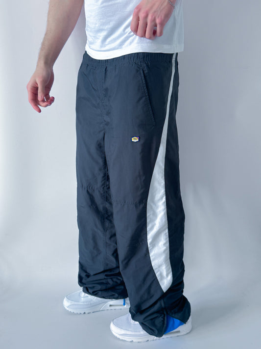 Nike Vintage *TN* Trackpants | M