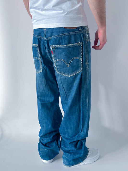 Levis Vintage *Anniversary Edition* Jeans | XL