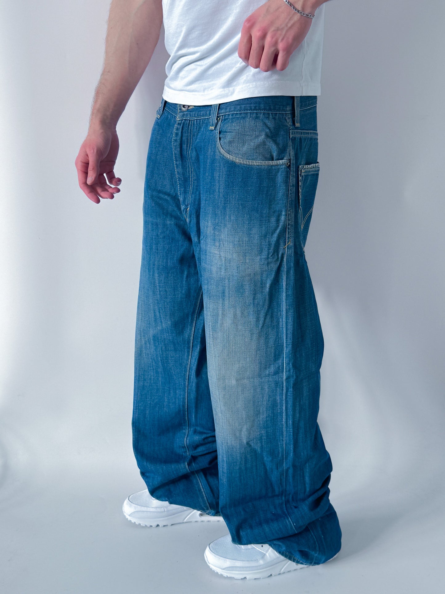 Levis Vintage *Anniversary Edition* Jeans | XL