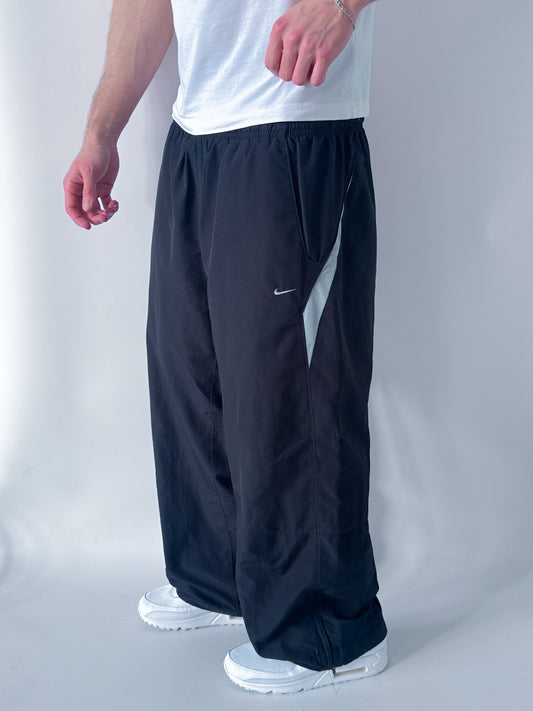 Nike Vintage Trackpants | M