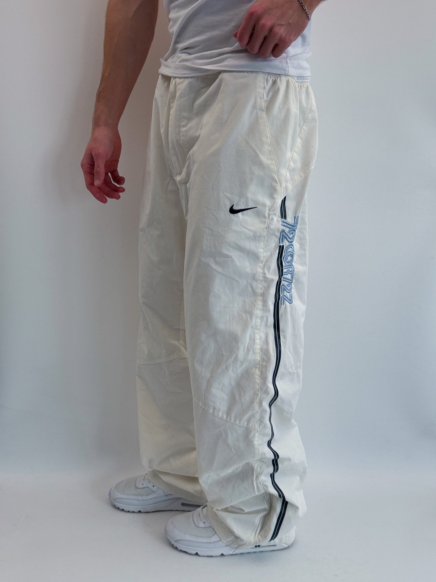 Vintage Nike *PREMIUM* Trackpants | XL