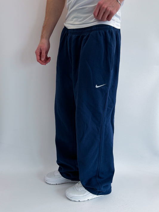 Nike Vintage Sweatpants | XL