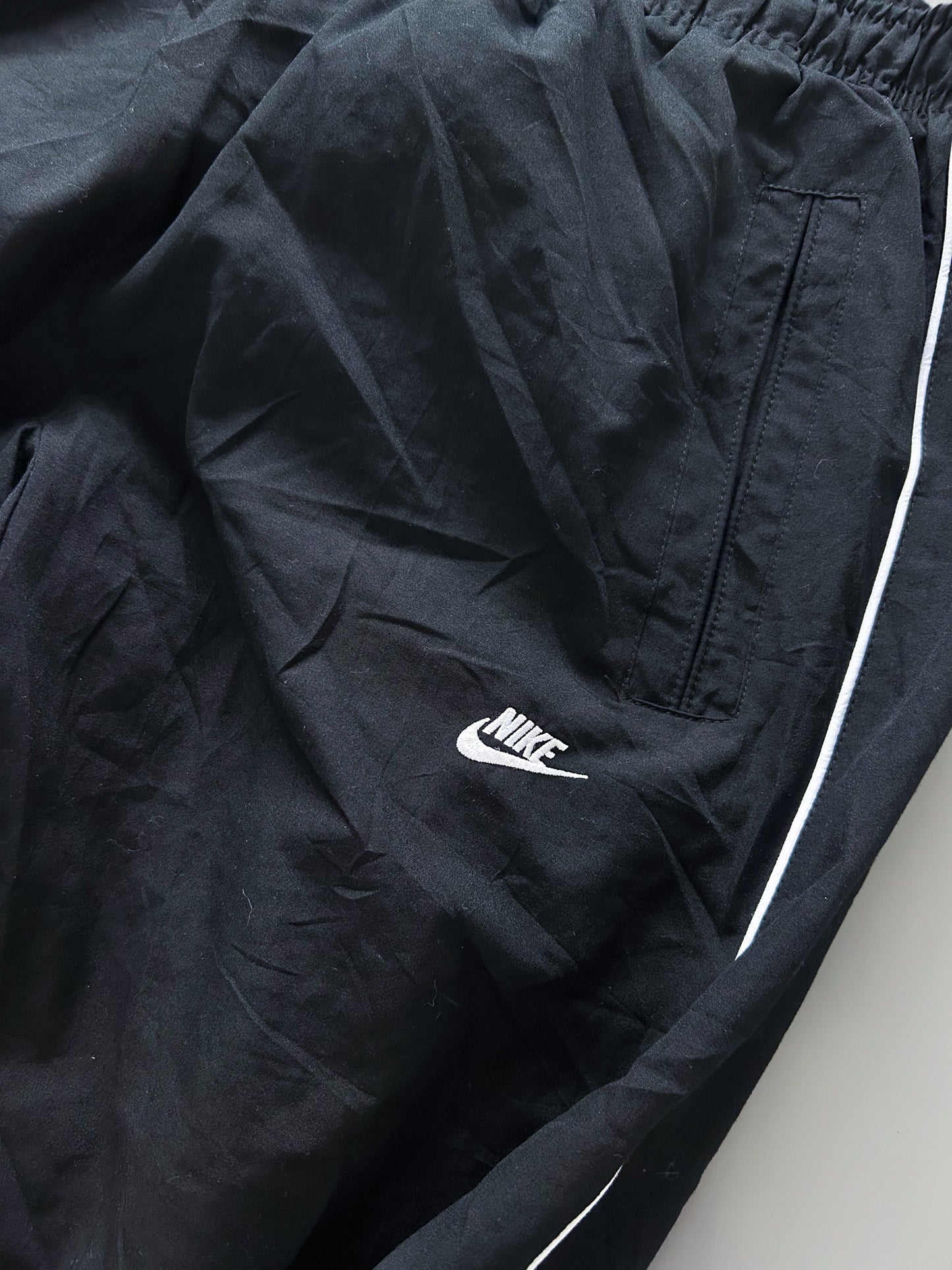 Nike Vintage Trackpants | L