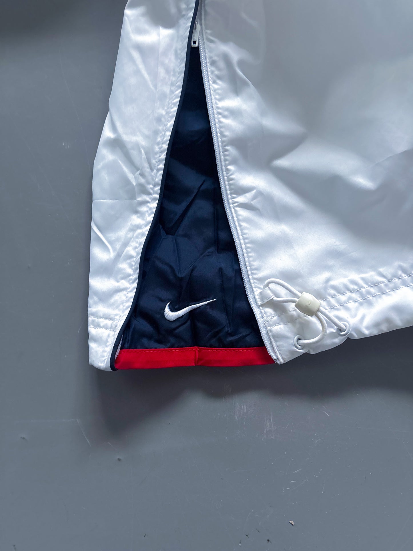 Nike Vintage *PREMIUM* Trackpants | M