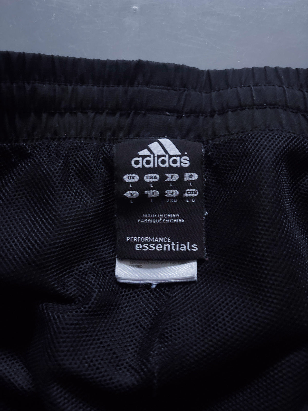 Adidas Vintage *CLASSIC* Trackpants | L