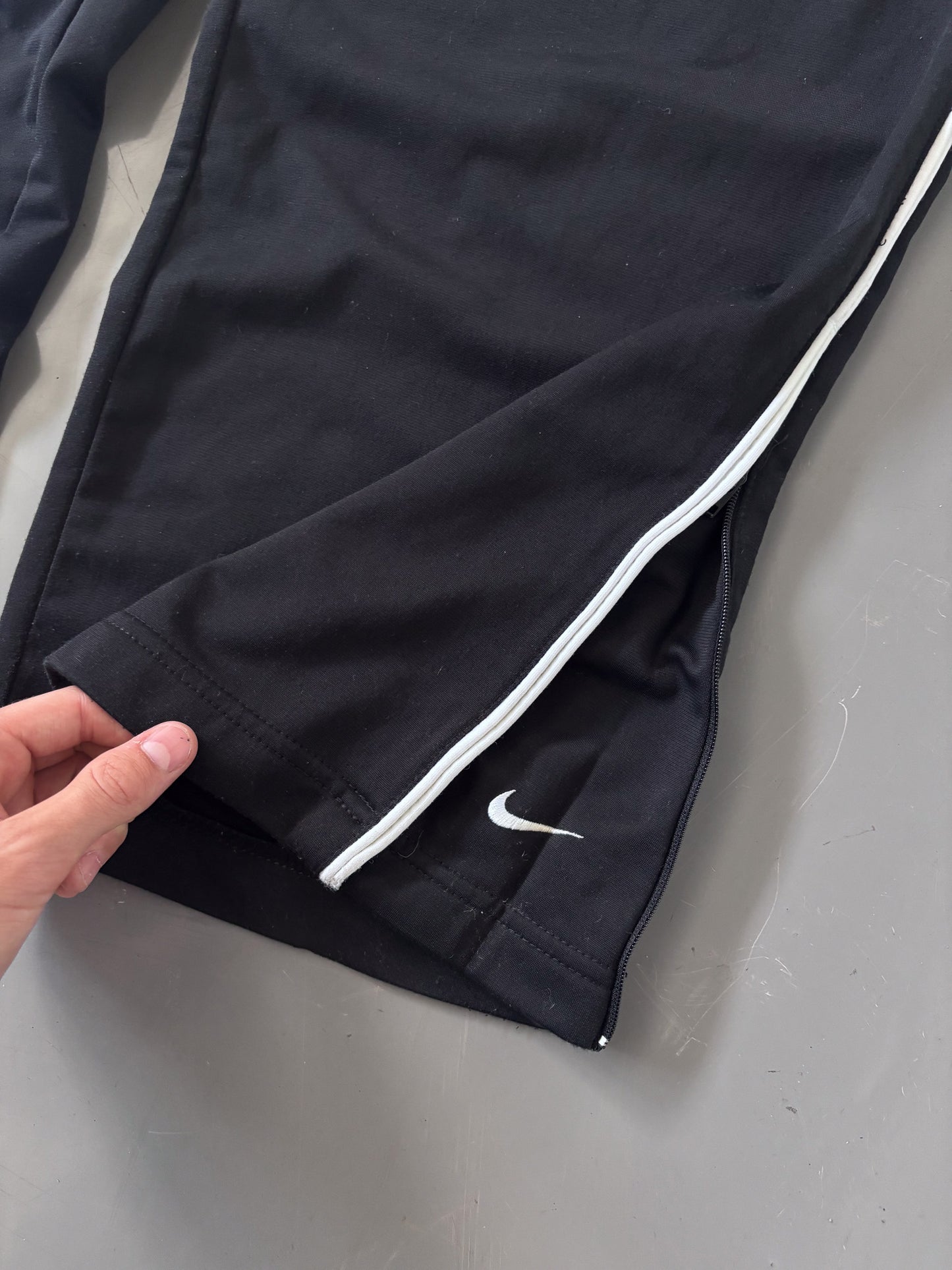 Nike Vintage Trackpants | L