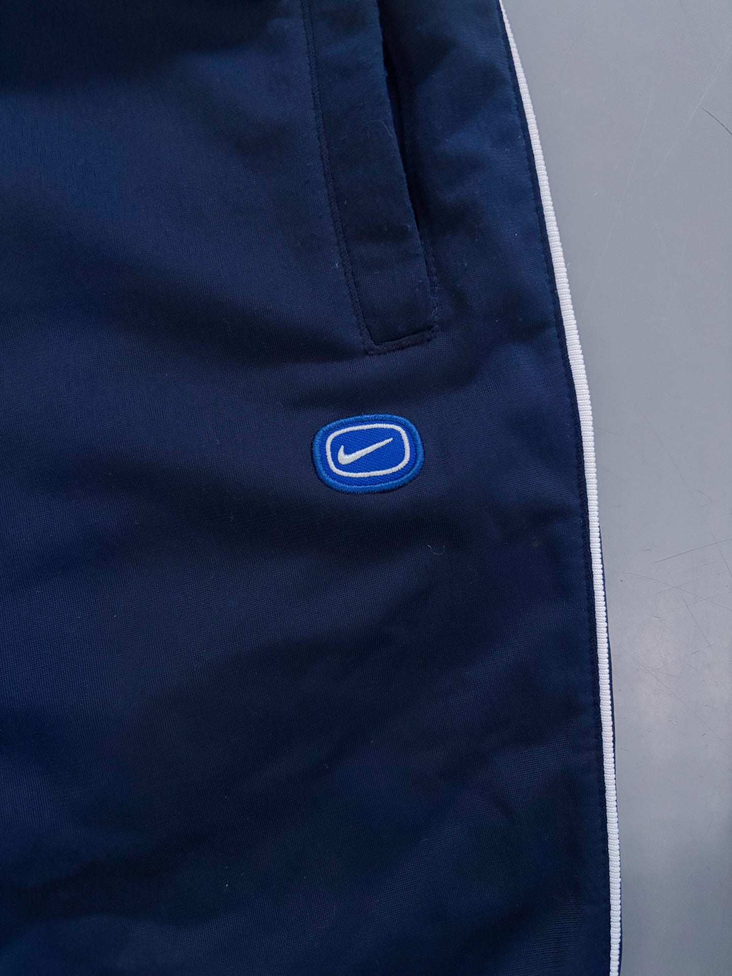 Nike Vintage Trackpants | L