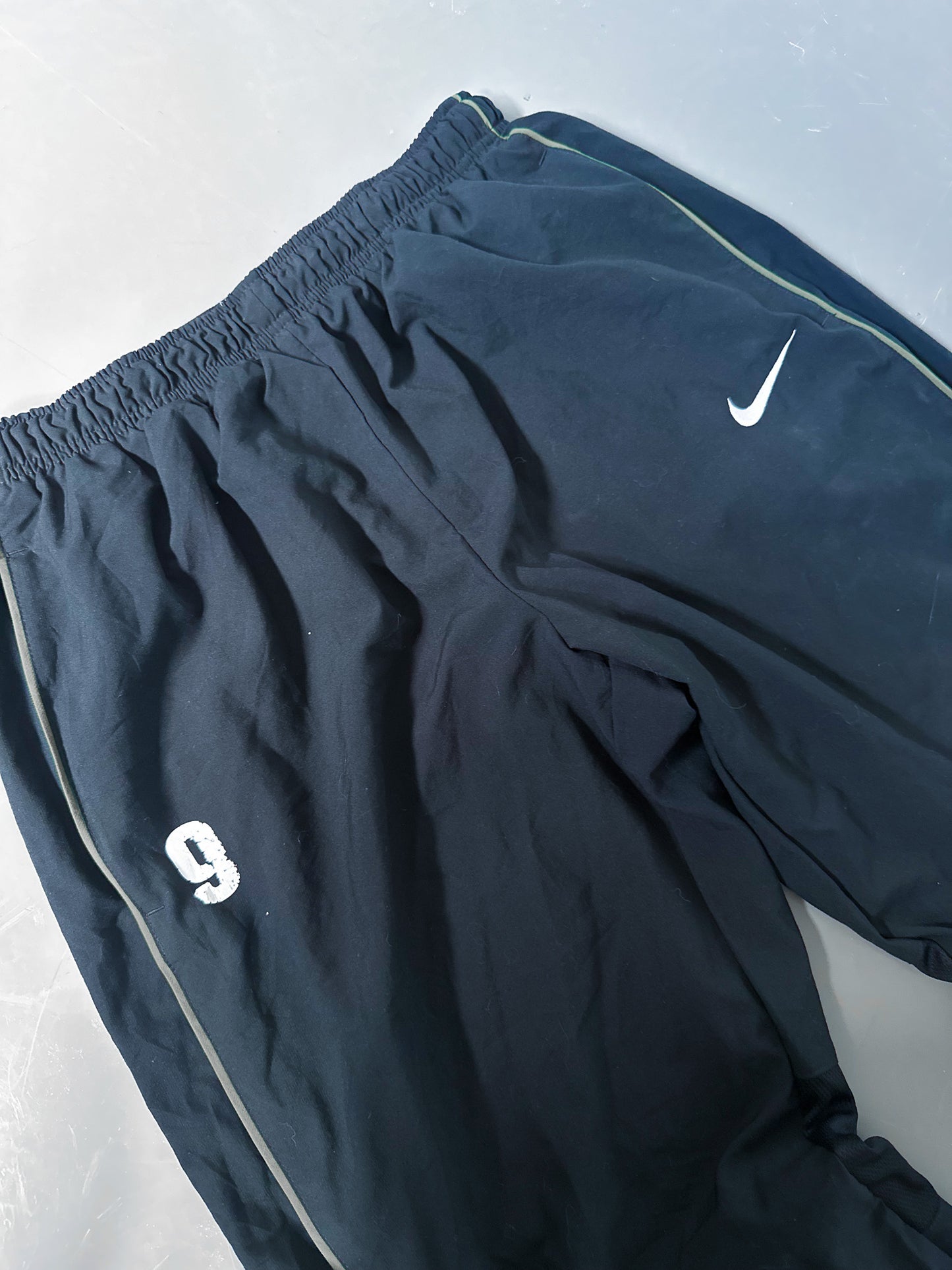 Nike Vintage Trackpants | M