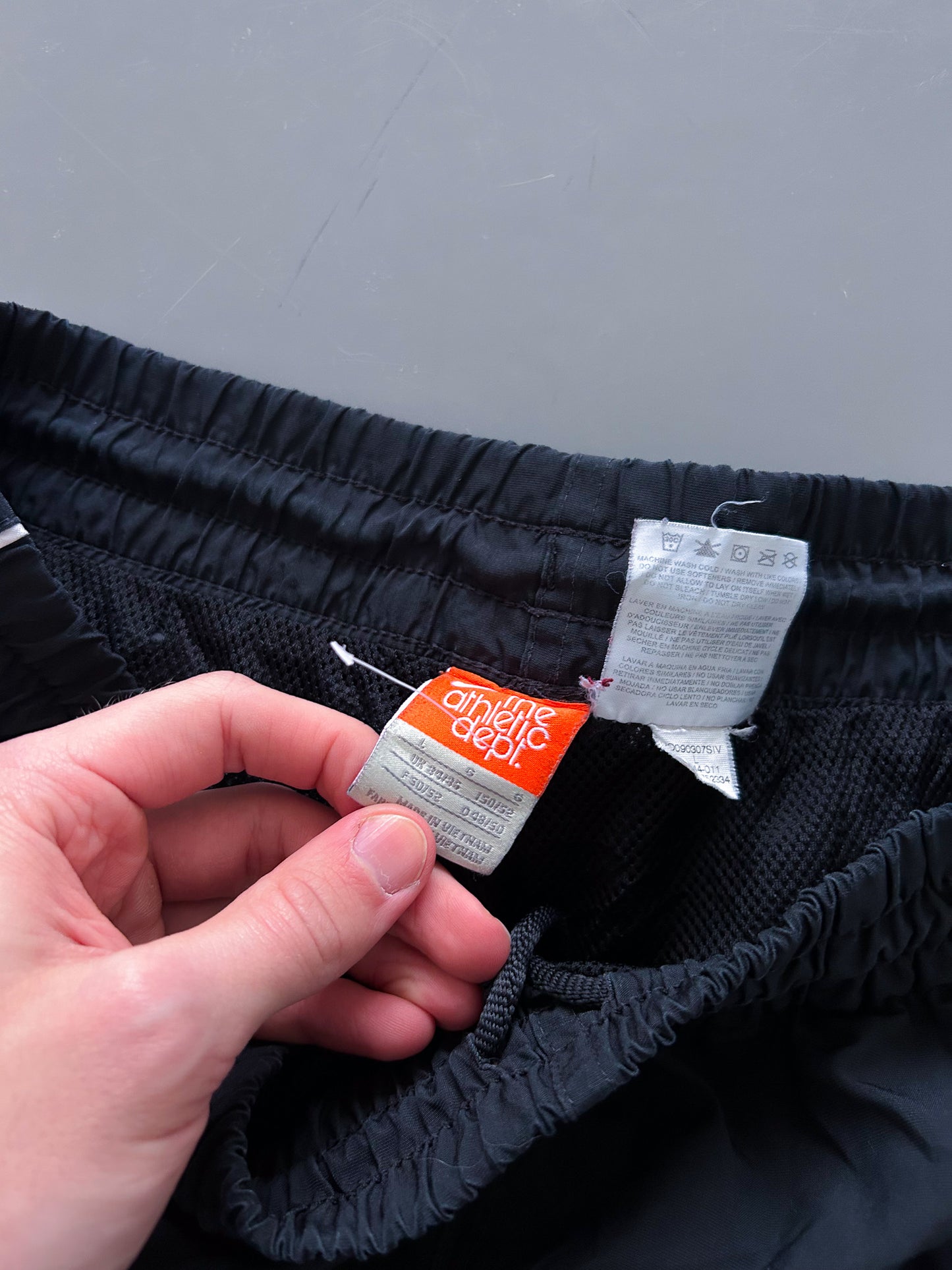 Nike Vintage Trackpants |  L