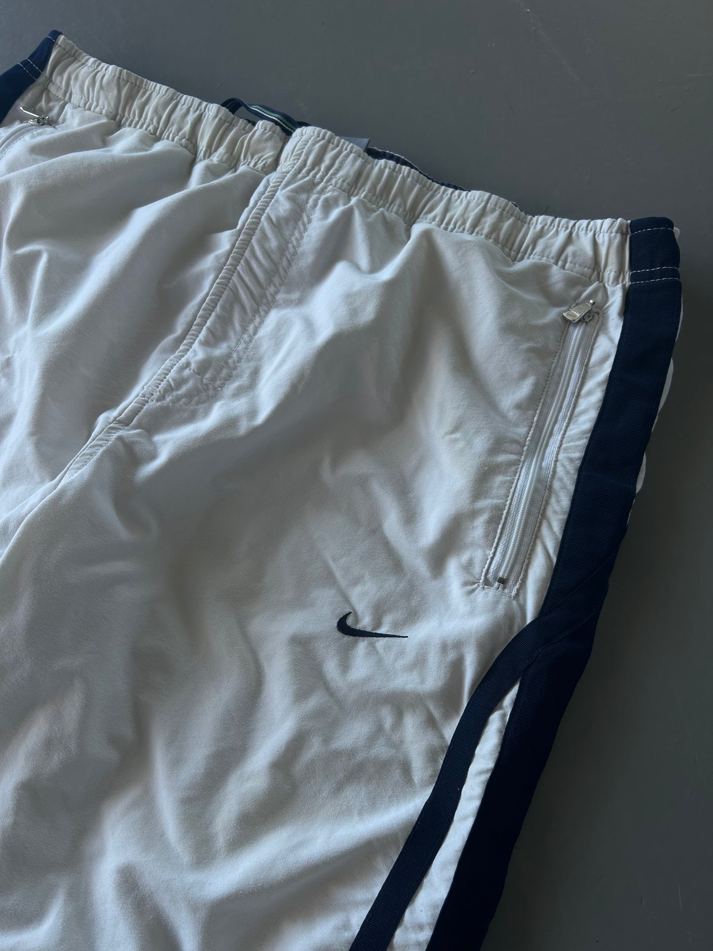 Nike Vintage *PREMIUM* Trackpants | L
