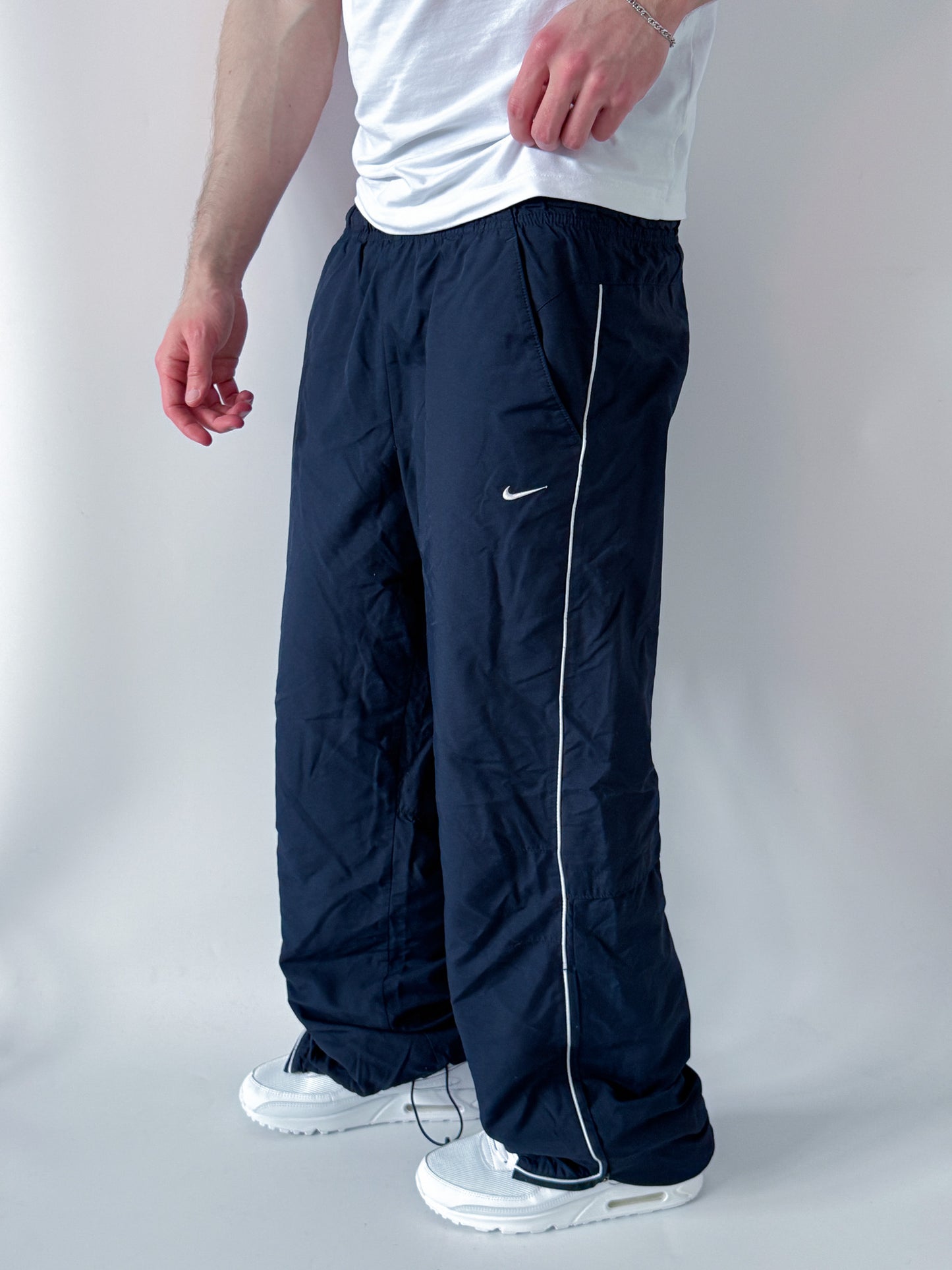 Nike Vintage Trackpants | L