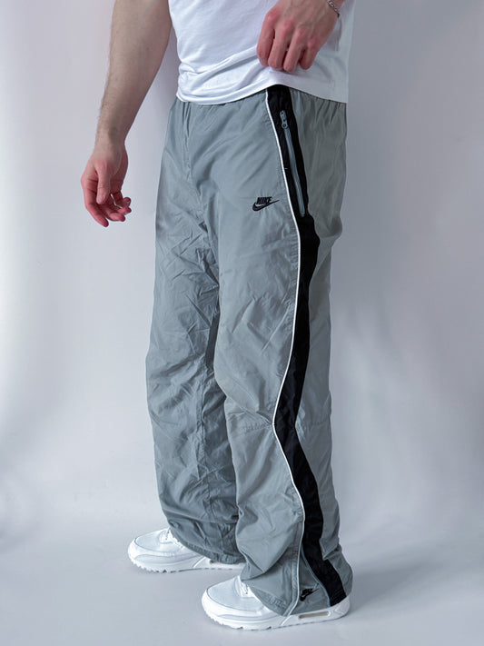 Nike Vintage *PREMIUM* Trackpants | M