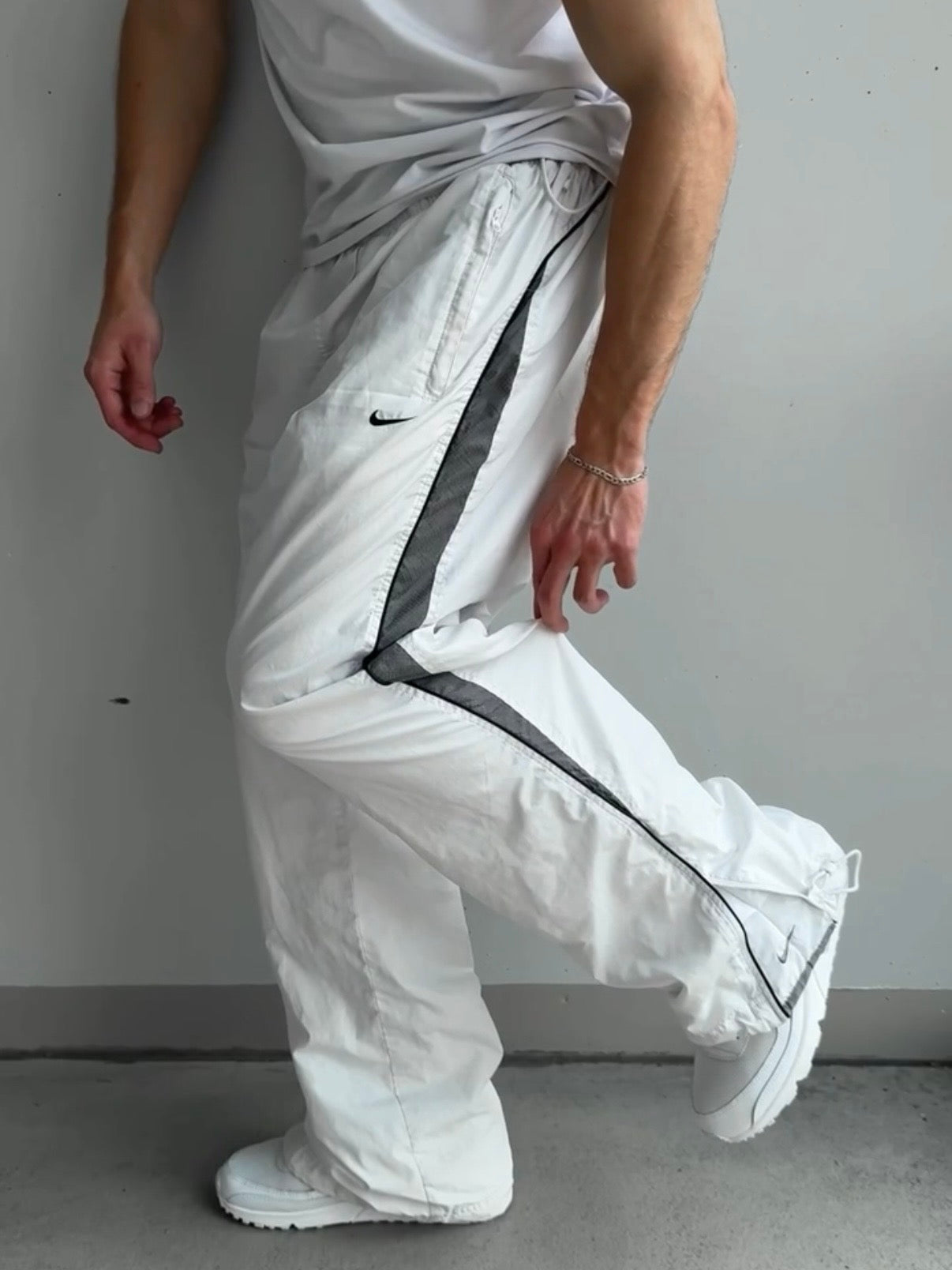 Nike Vintage *PREMIUM* Trackpants | L