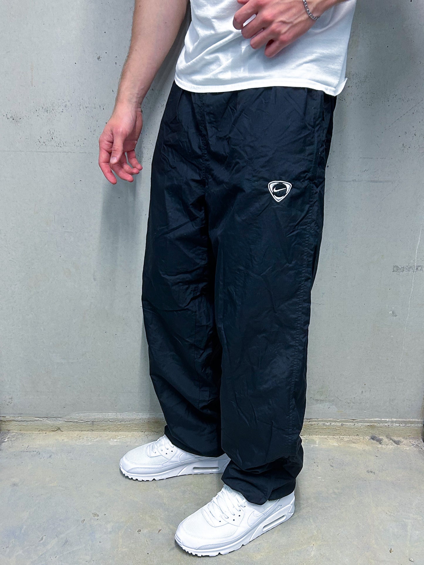 Nike Vintage Trackpants | L