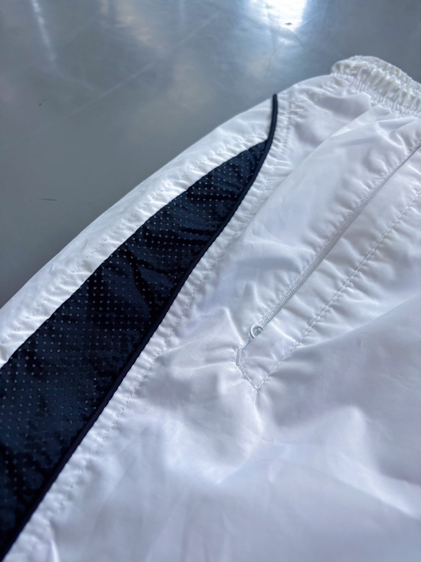 NIKE VINTAGE *PREMIUM* TRACKPANTS | S