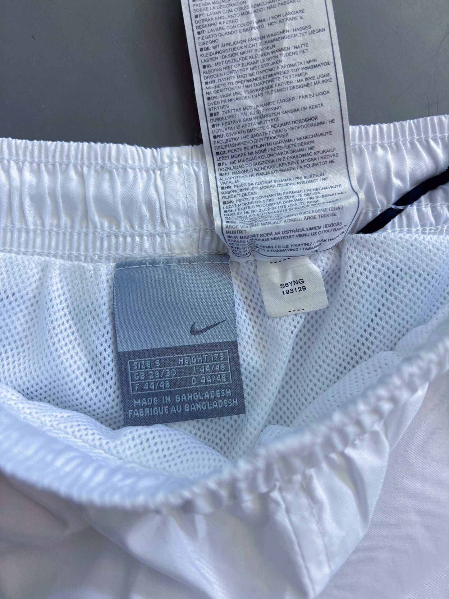 NIKE VINTAGE *PREMIUM* TRACKPANTS | S