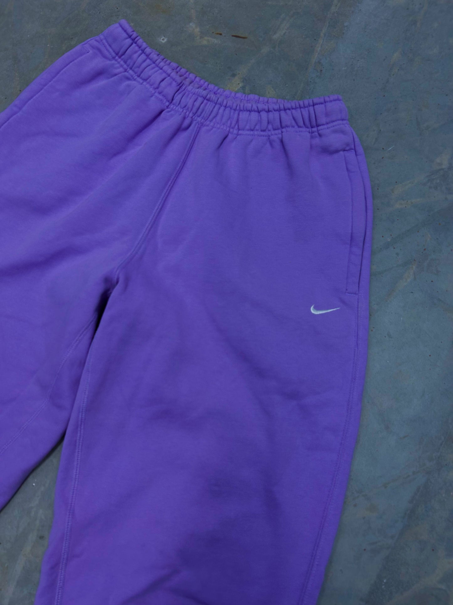 Nike Vintage Sweatpants | XS