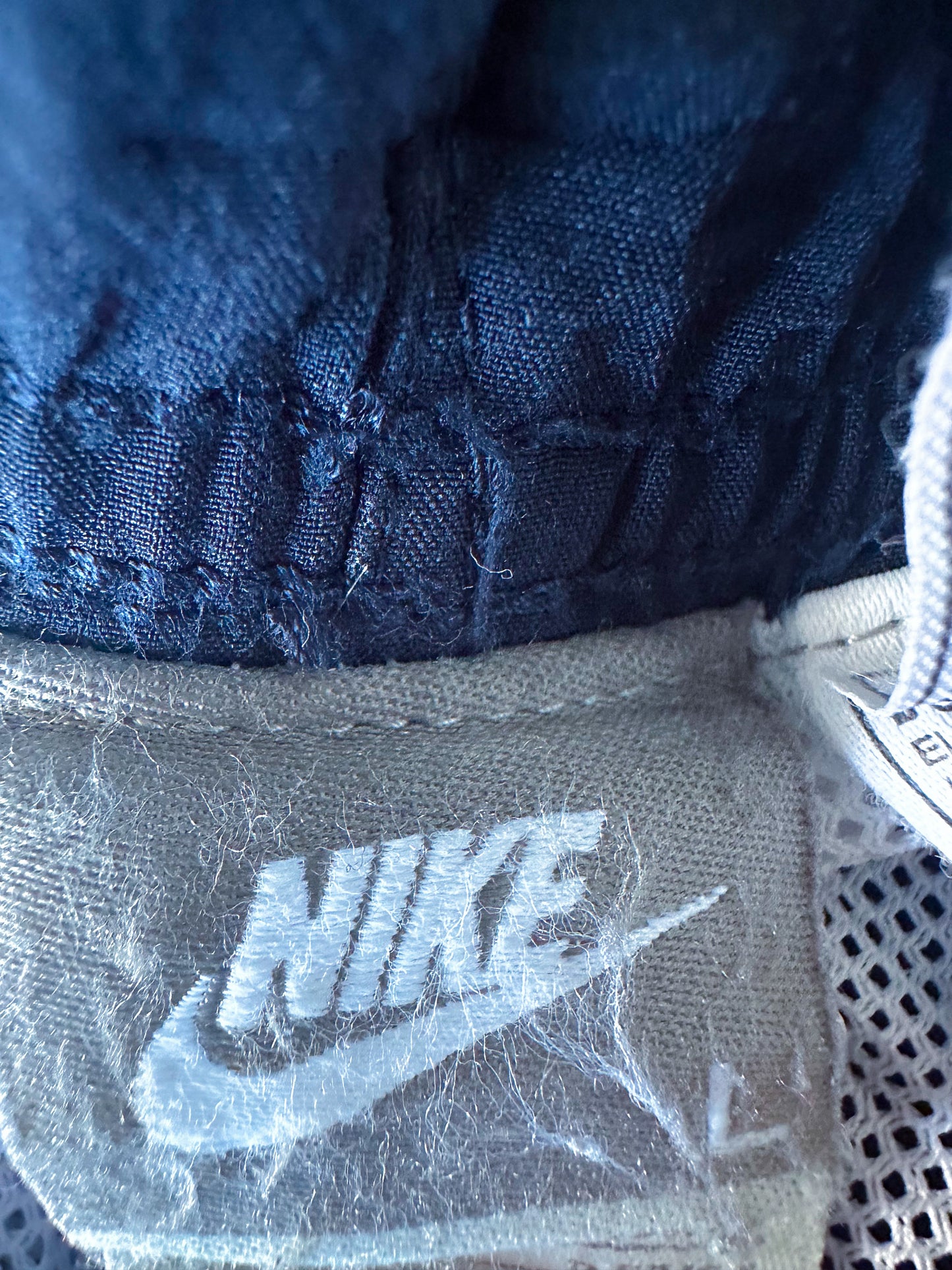 Nike Vintage Trackpants | l