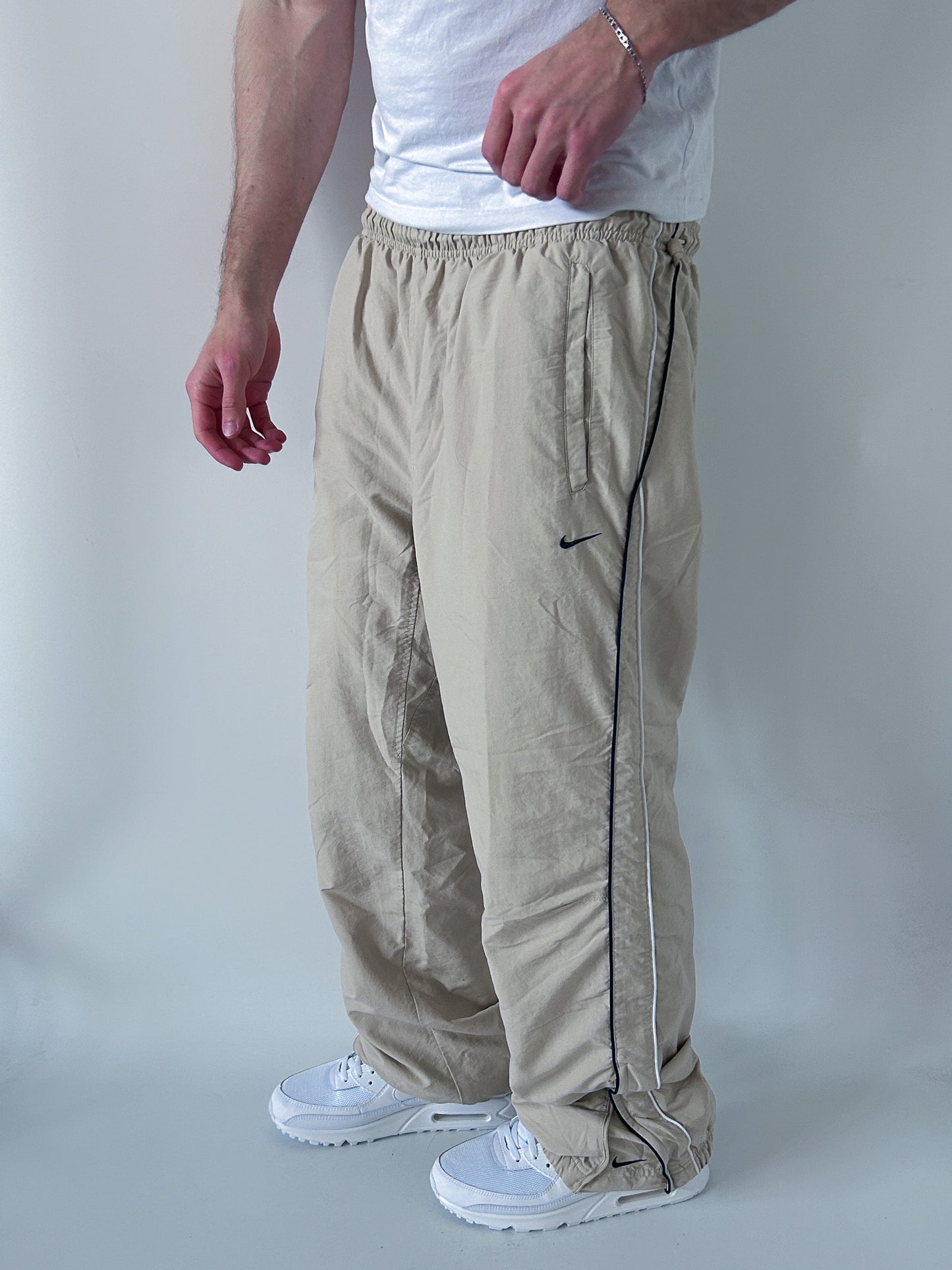 Nike Vintage *PREMIUM* Trackpants | M
