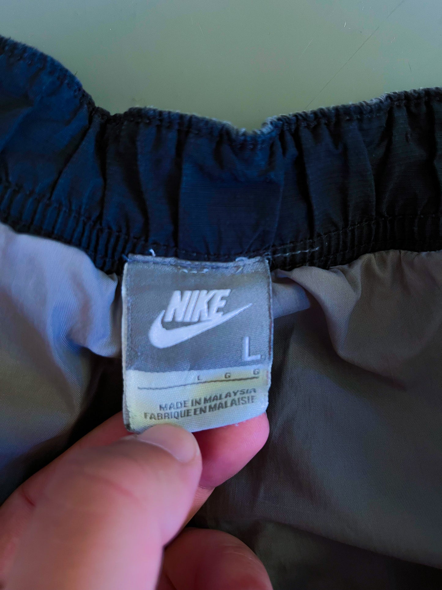 Nike Vintage *TN* Trackpants | L