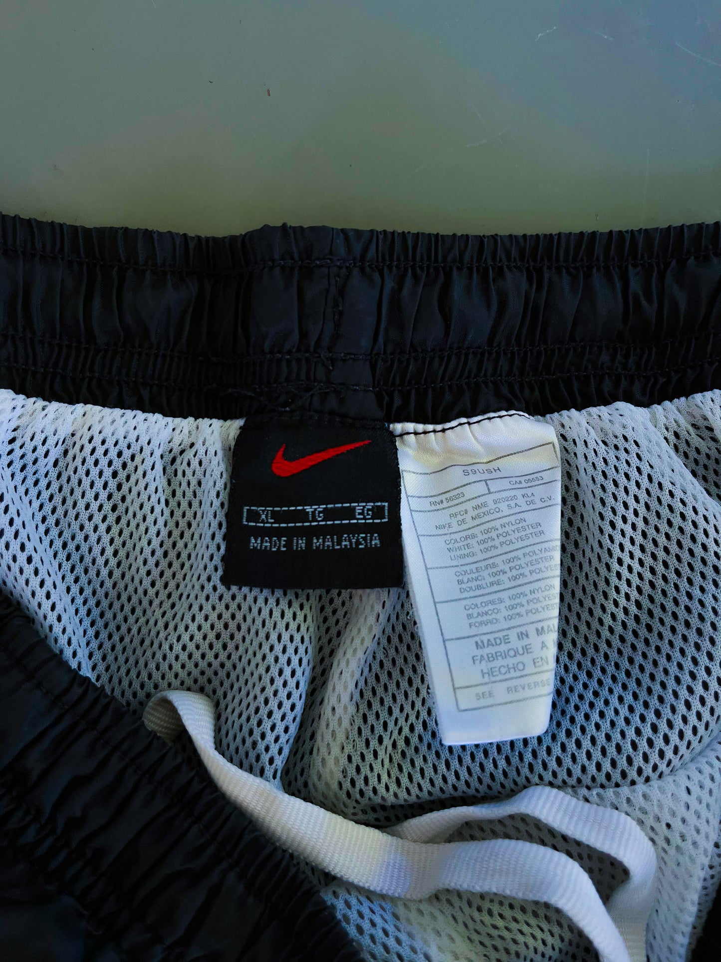 Nike Vintage Trackpants | XL