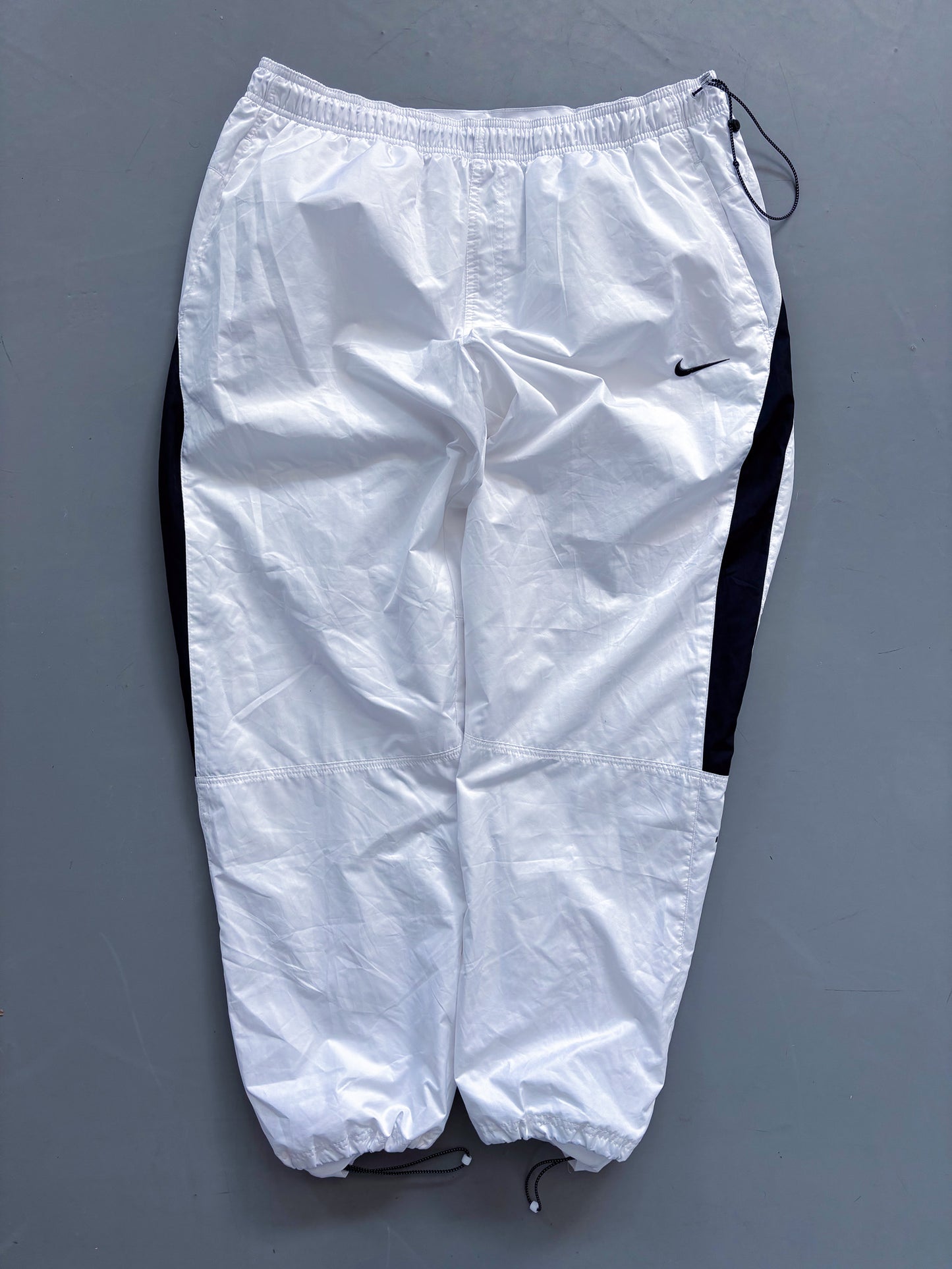 Nike Air Vintage Trackpants | L